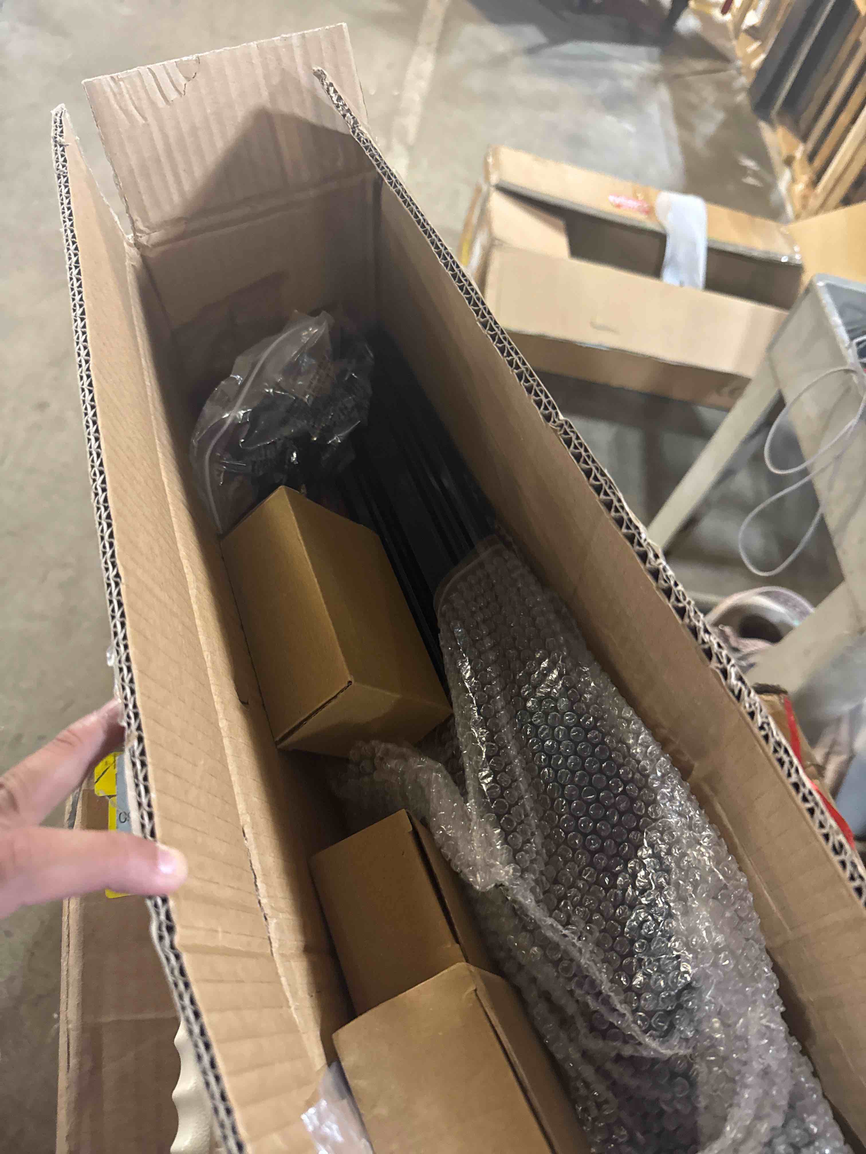 https://s3.amazonaws.com/lotting-images-prod/phillipi/GRA2156931_1760454109813.jpeg