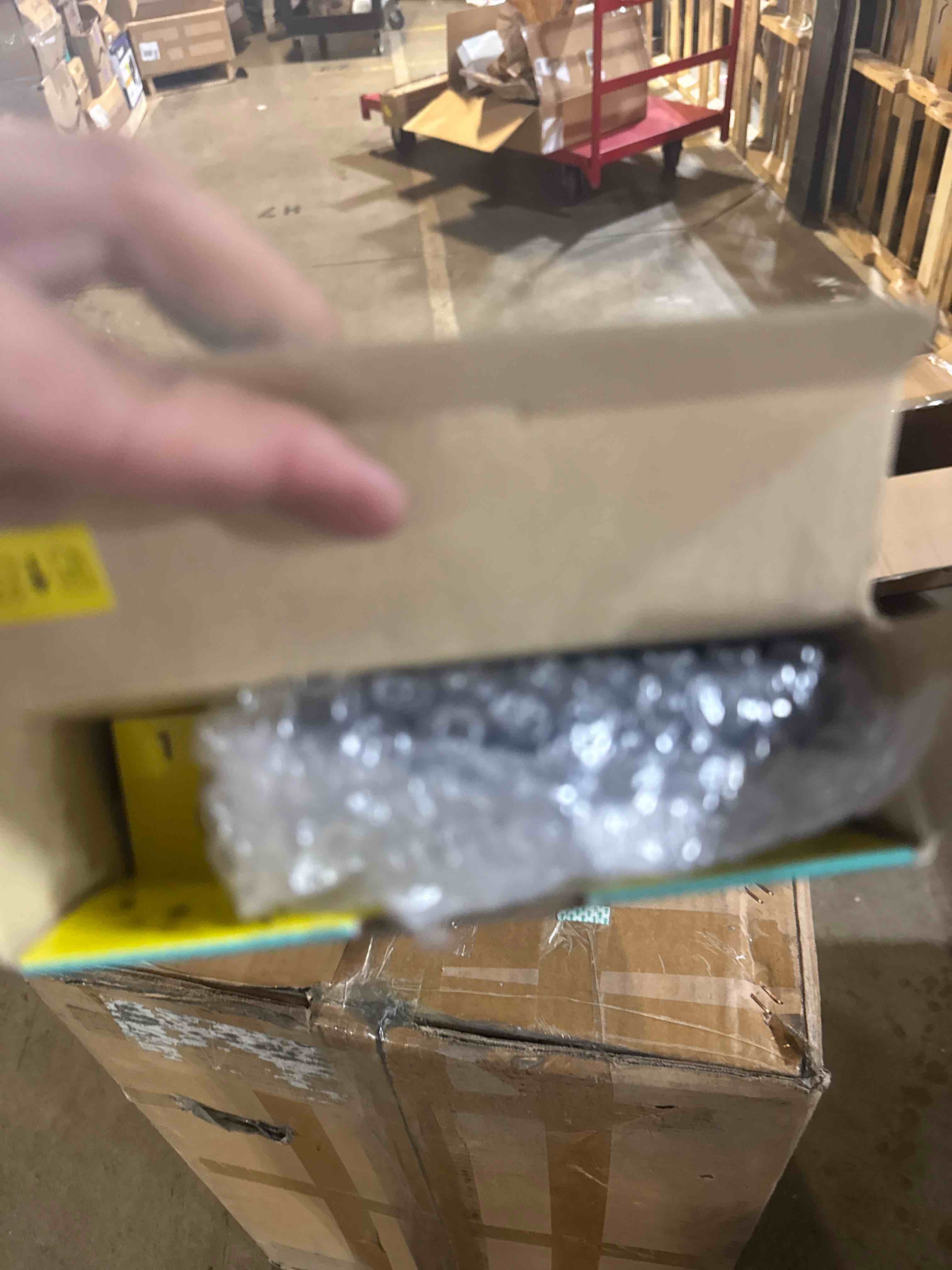https://s3.amazonaws.com/lotting-images-prod/phillipi/GRA2156941_1760455485847.jpeg