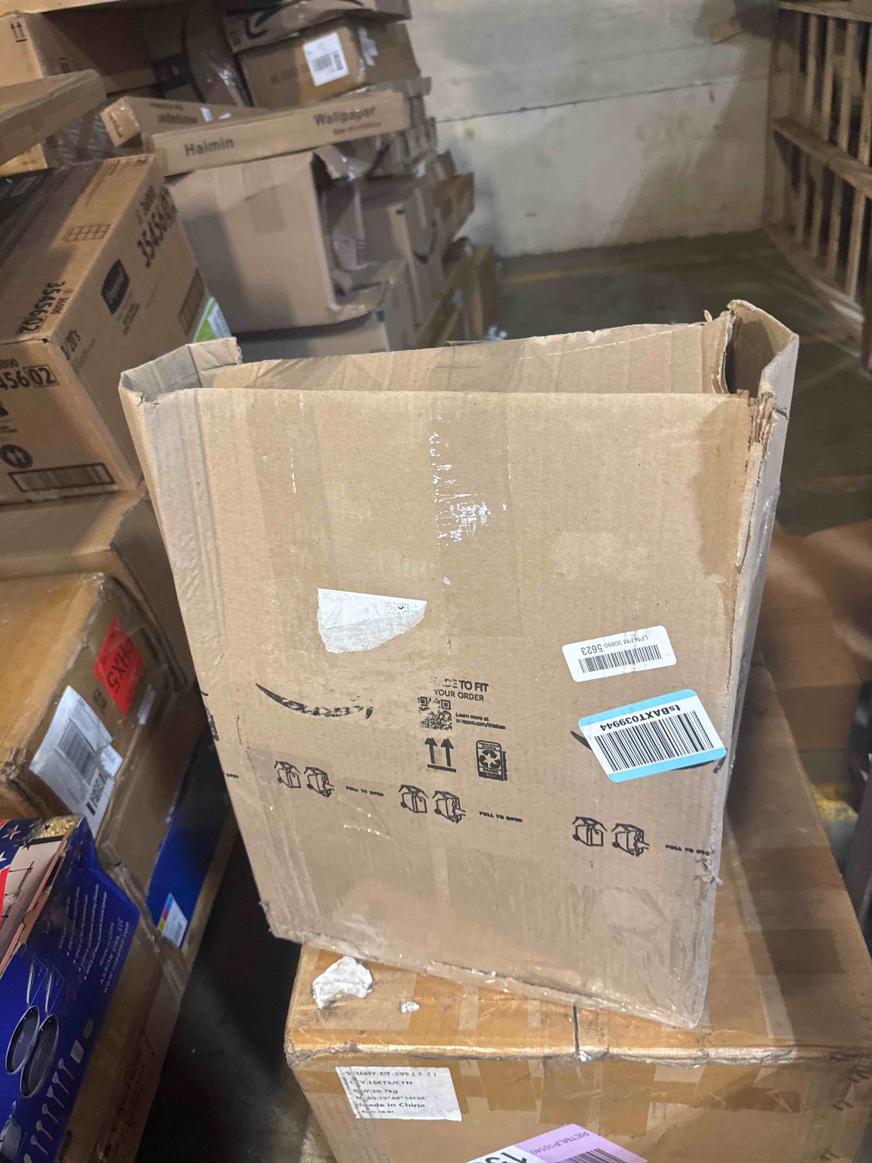 https://s3.amazonaws.com/lotting-images-prod/phillipi/GRA2157015_1760540903103.jpeg