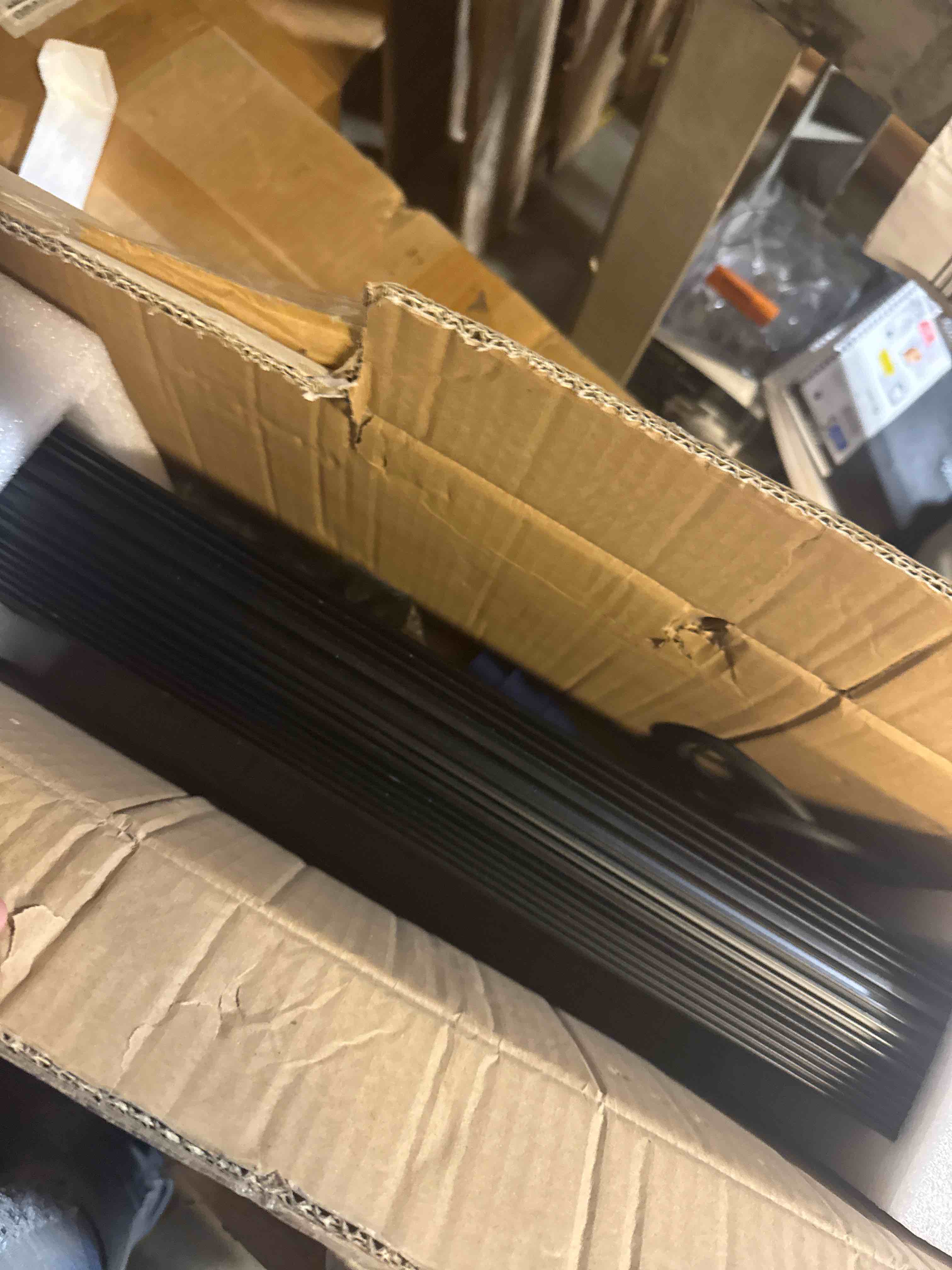 https://s3.amazonaws.com/lotting-images-prod/phillipi/GRA2157017_1760541114997.jpeg