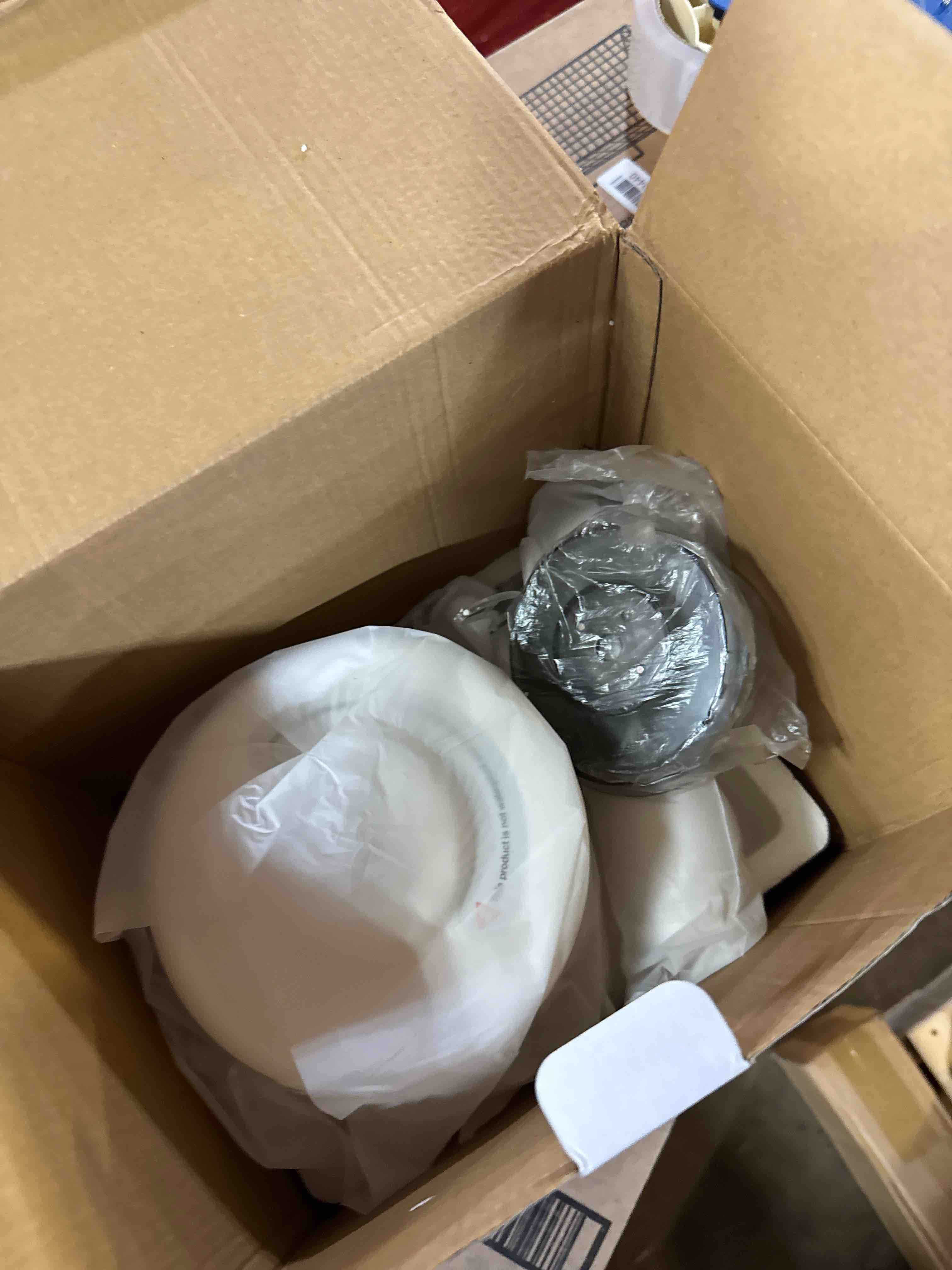 https://s3.amazonaws.com/lotting-images-prod/phillipi/GRA2157065_1760637090820.jpeg