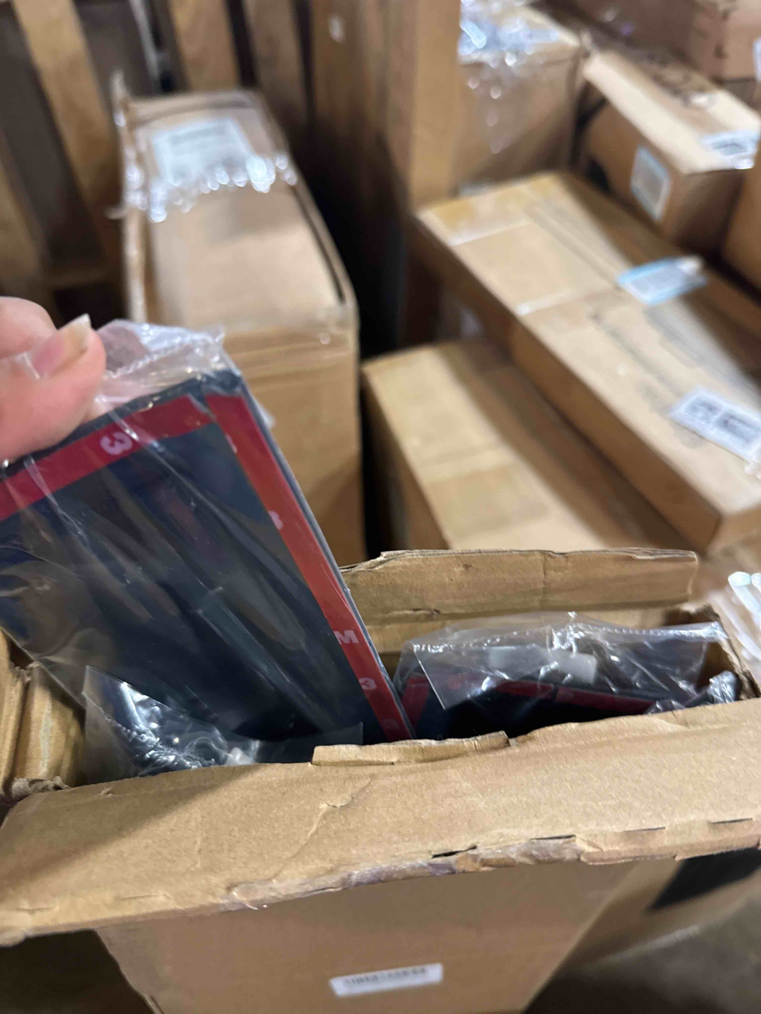 https://s3.amazonaws.com/lotting-images-prod/phillipi/GRA2157069_1760637745658.jpeg