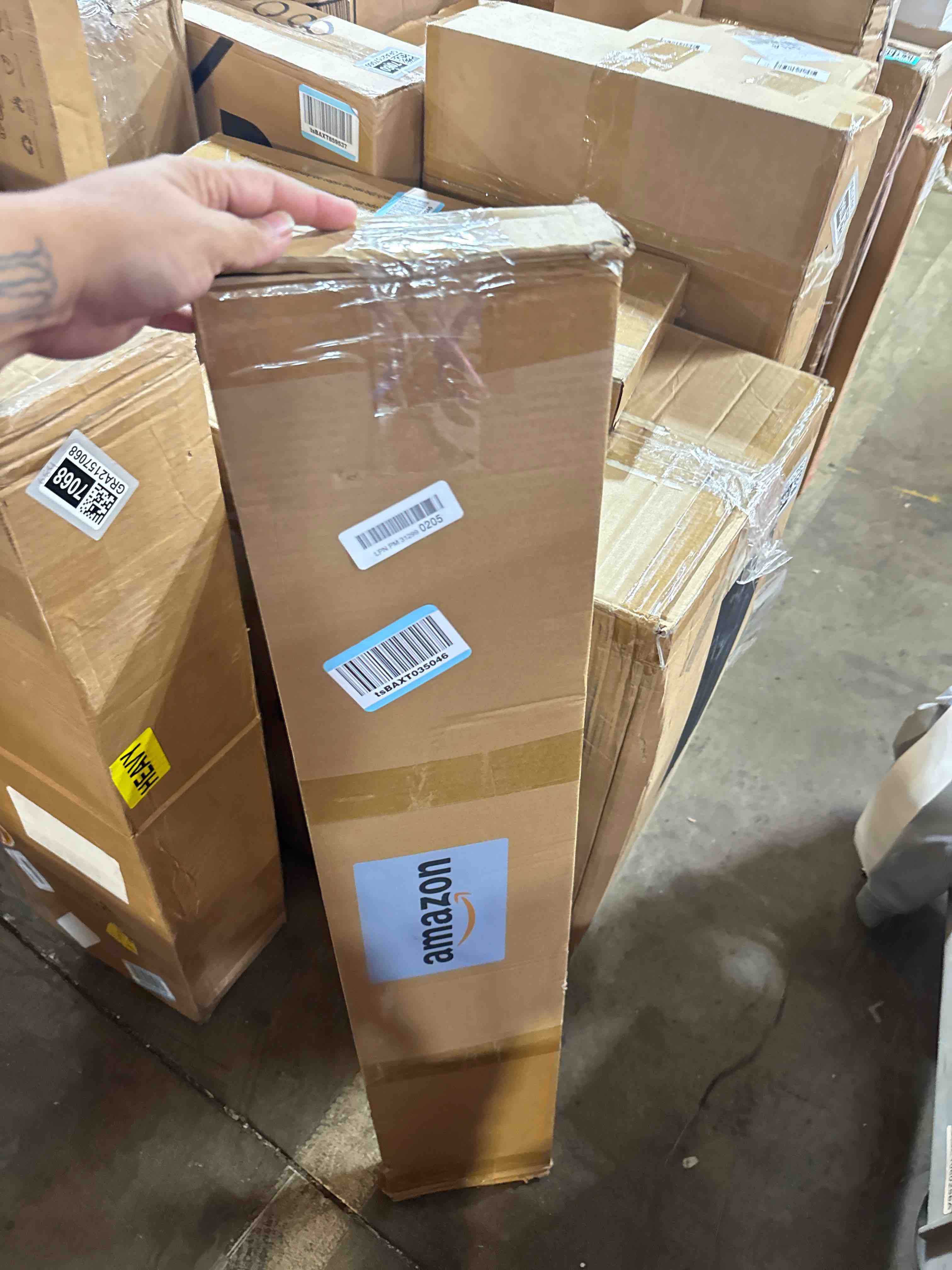 https://s3.amazonaws.com/lotting-images-prod/phillipi/GRA2157069_1760637756225.jpeg