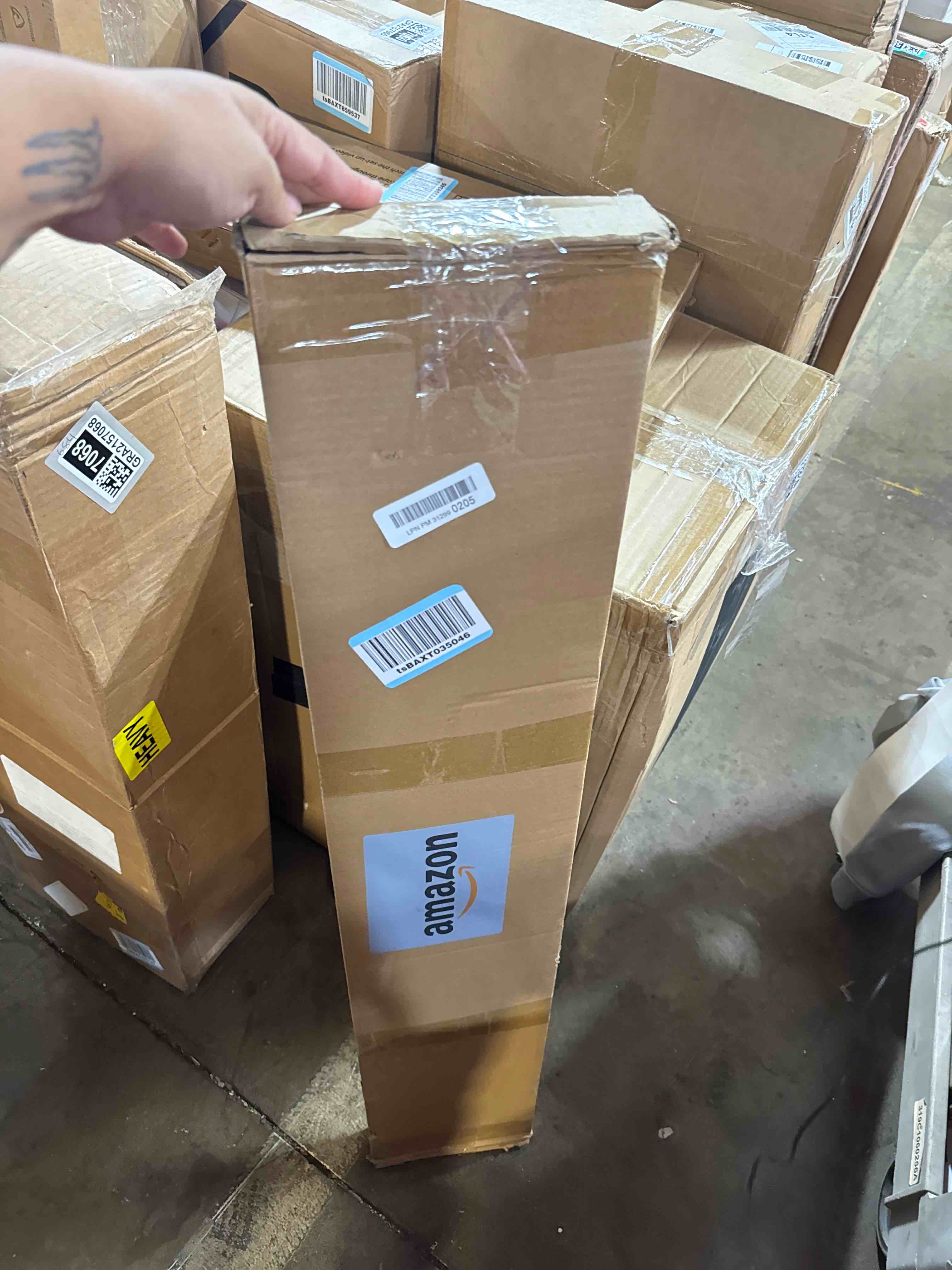 https://s3.amazonaws.com/lotting-images-prod/phillipi/GRA2157069_1760637757153.jpeg