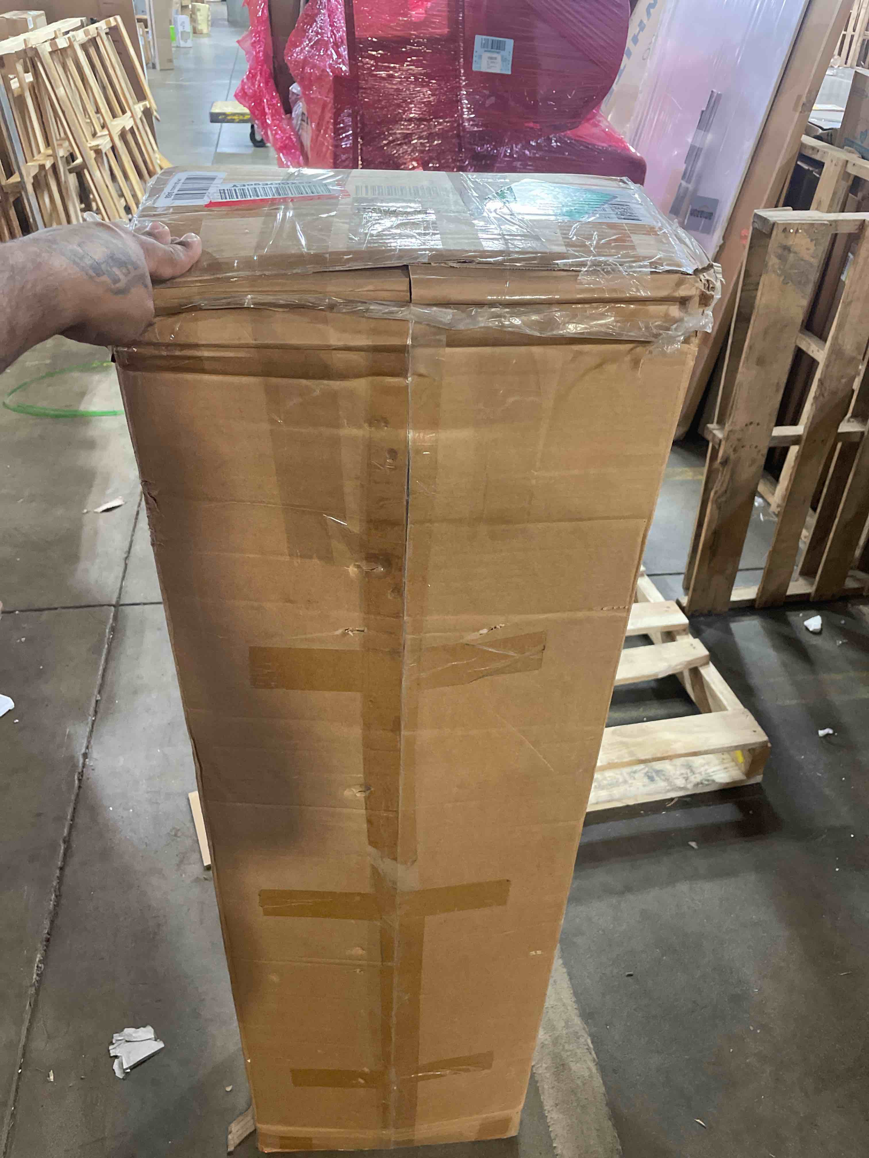 https://s3.amazonaws.com/lotting-images-prod/phillipi/GRA2157124_1760814349668.jpeg