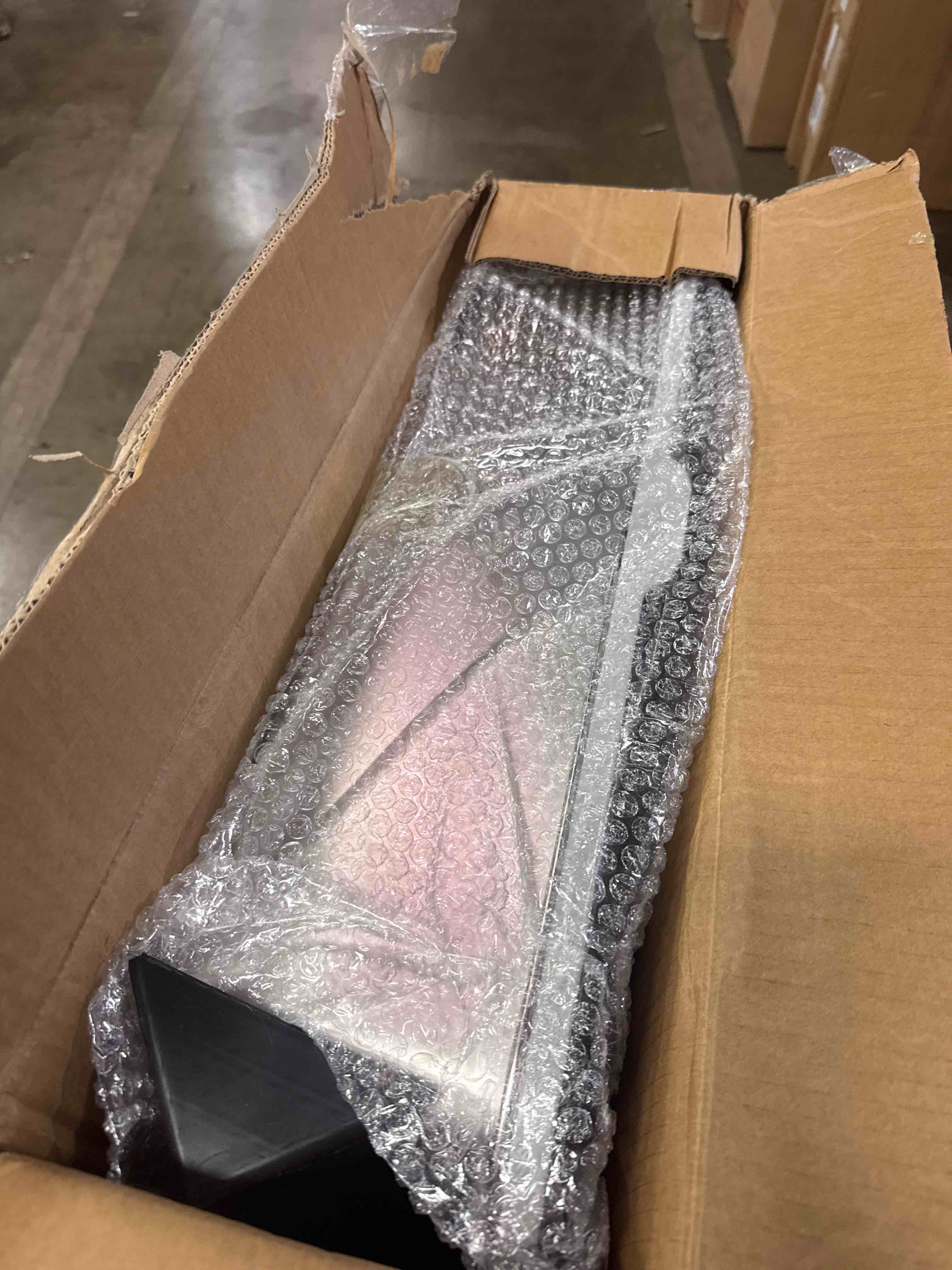 https://s3.amazonaws.com/lotting-images-prod/phillipi/GRA2157182_1760964908967.jpeg
