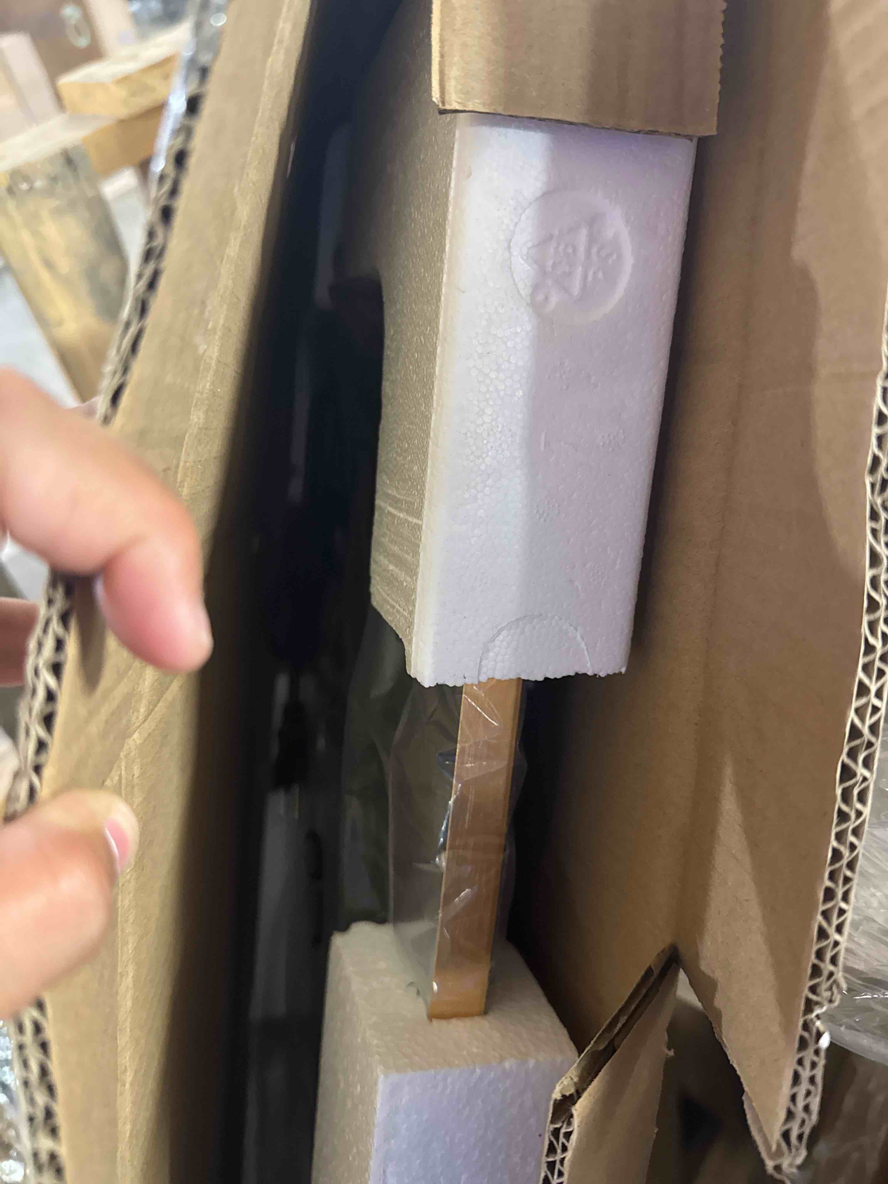 https://s3.amazonaws.com/lotting-images-prod/phillipi/GRA2157206_1761056801674.jpeg