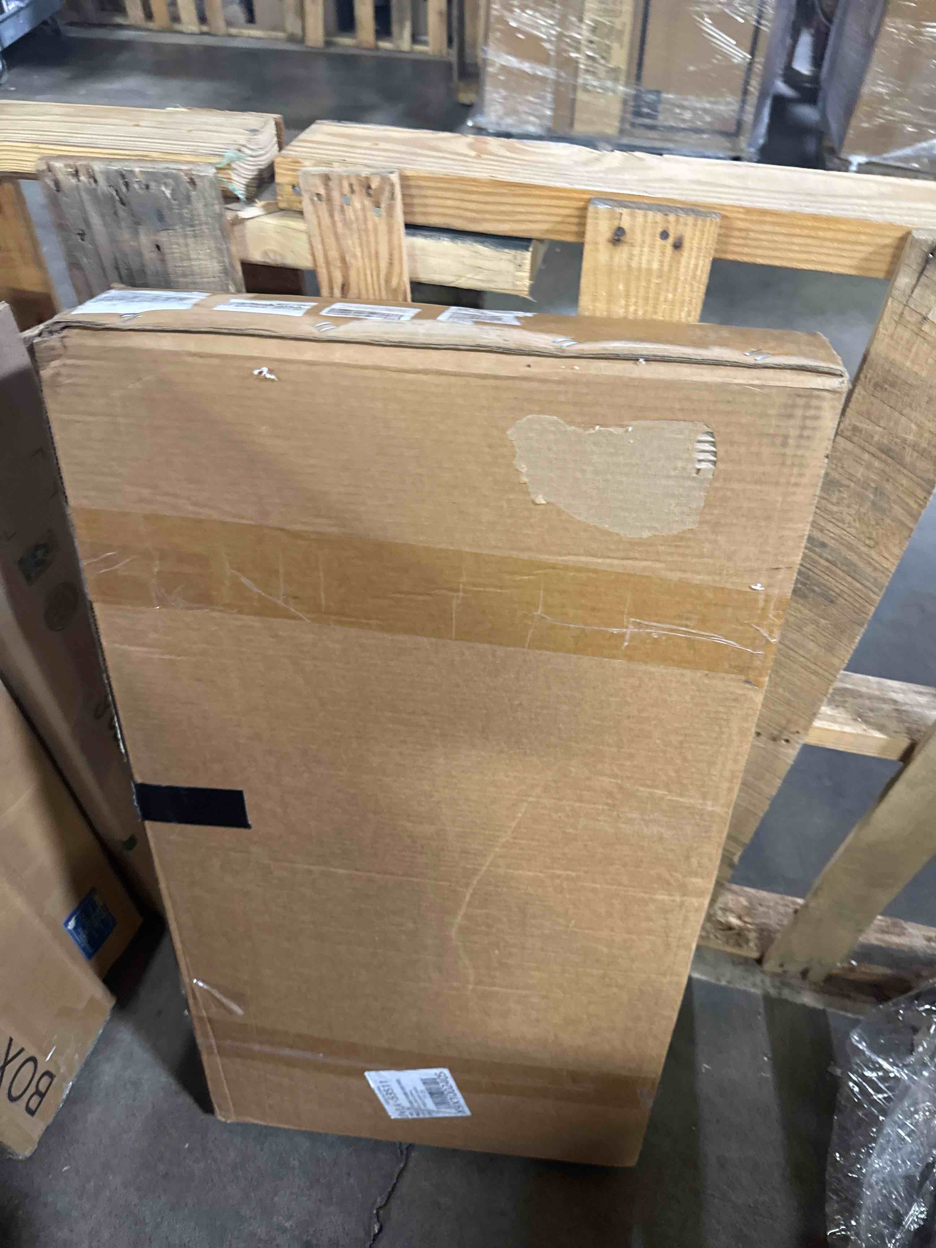 https://s3.amazonaws.com/lotting-images-prod/phillipi/GRA2157207_1761057029966.jpeg