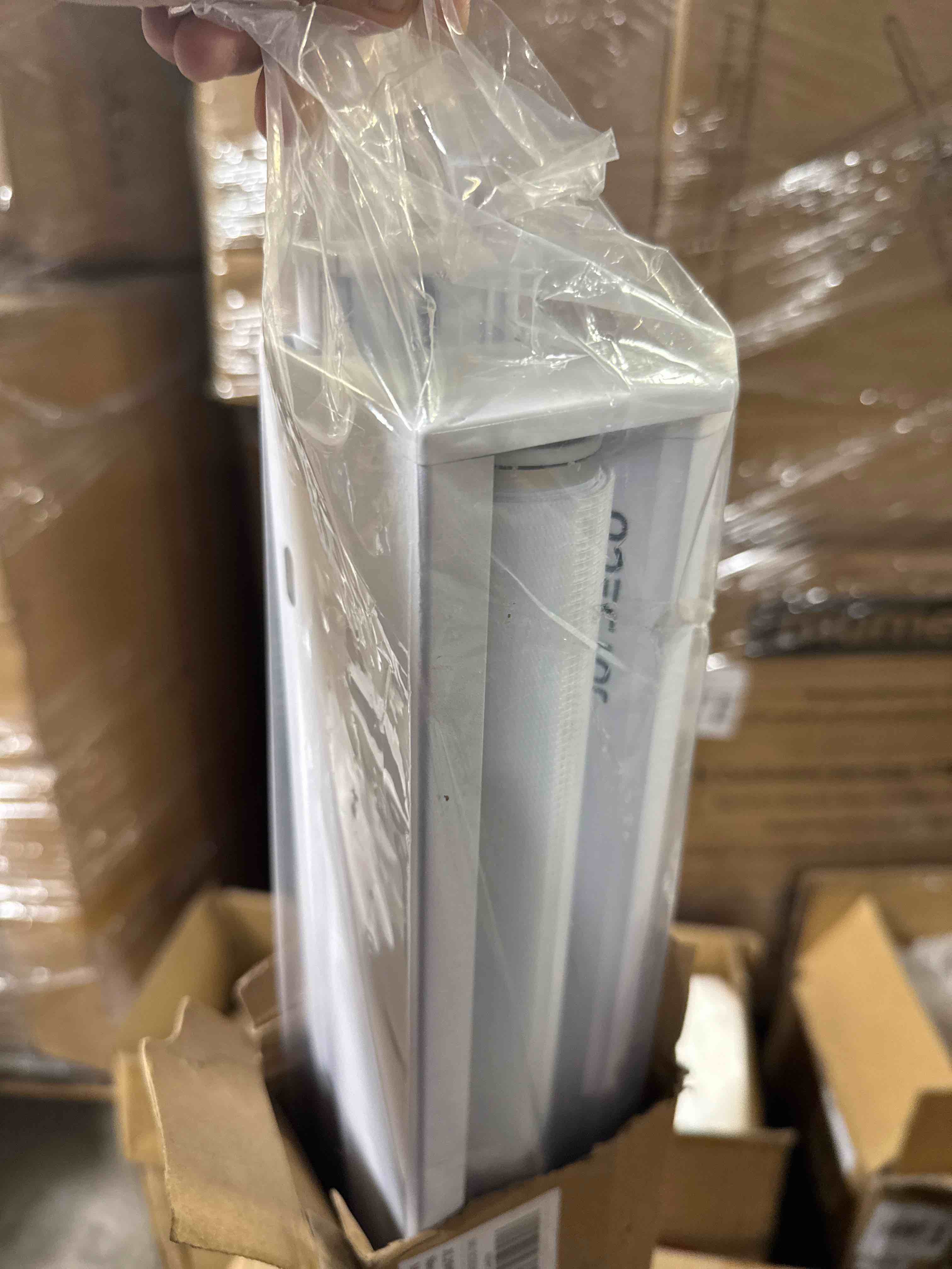 https://s3.amazonaws.com/lotting-images-prod/phillipi/GRA2157213_1761057966326.jpeg