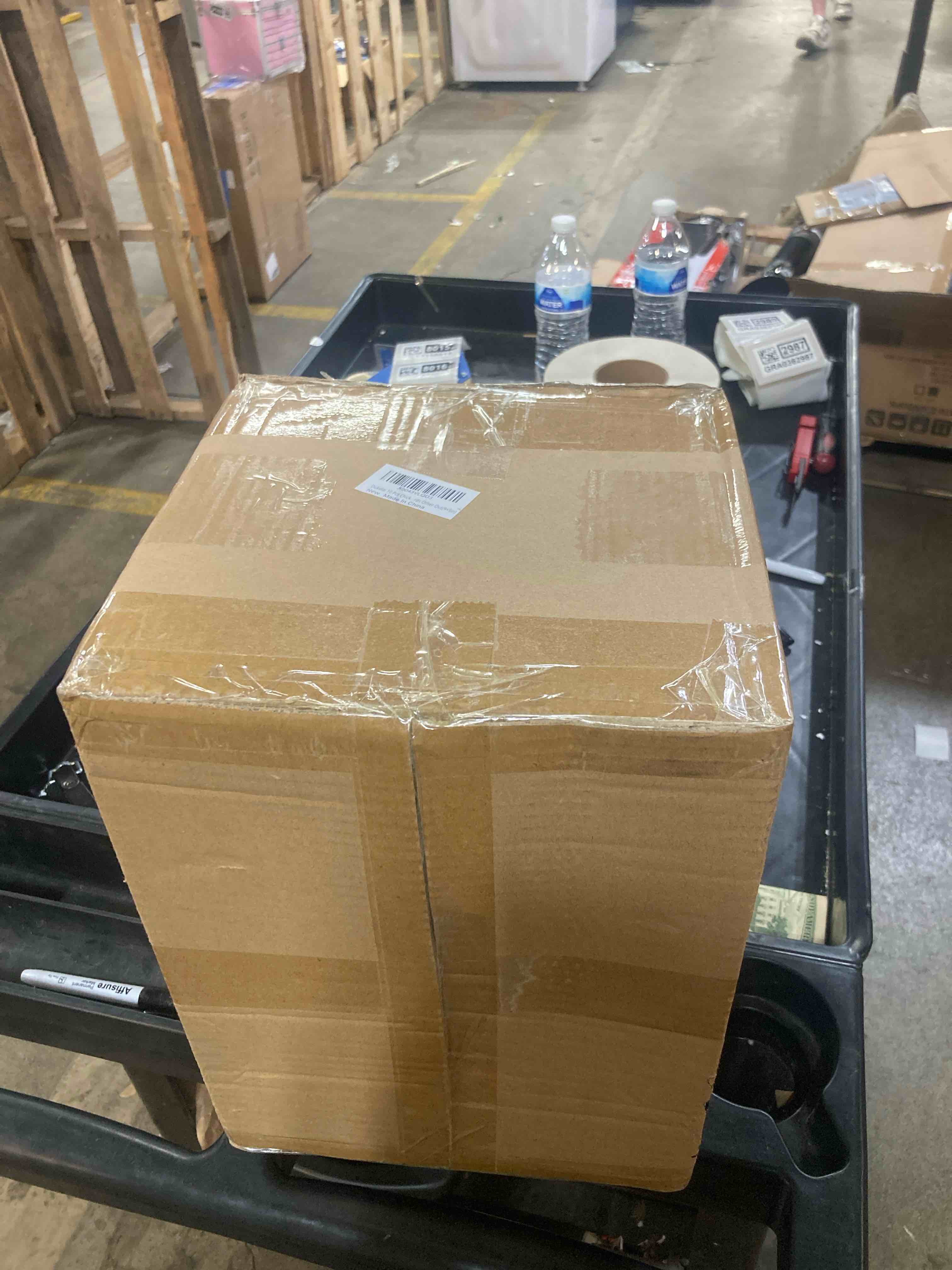 https://s3.amazonaws.com/lotting-images-prod/phillipi/GRA2158015_1746030710408.jpeg