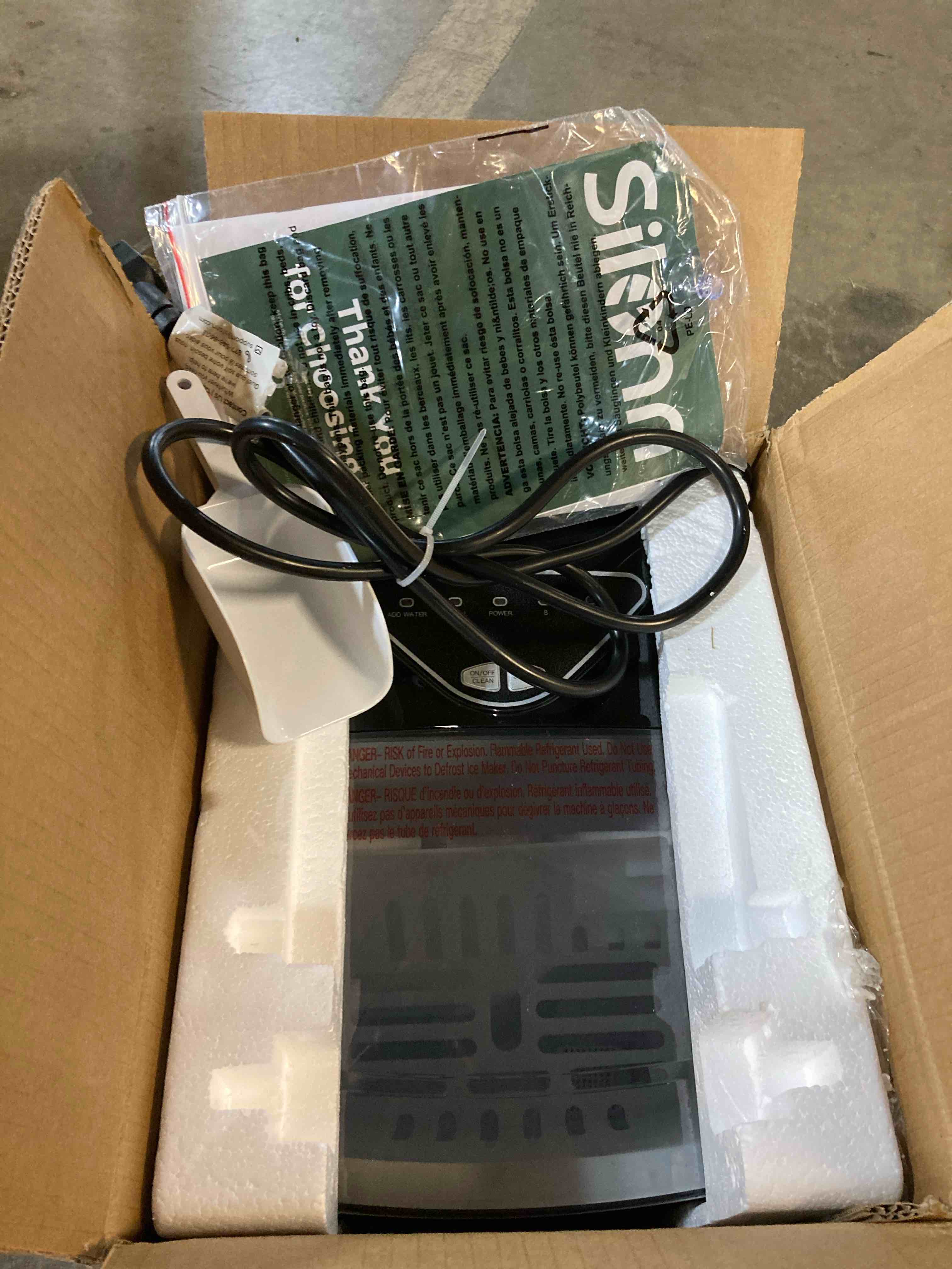 https://s3.amazonaws.com/lotting-images-prod/phillipi/GRA2158156_1748441774801.jpeg
