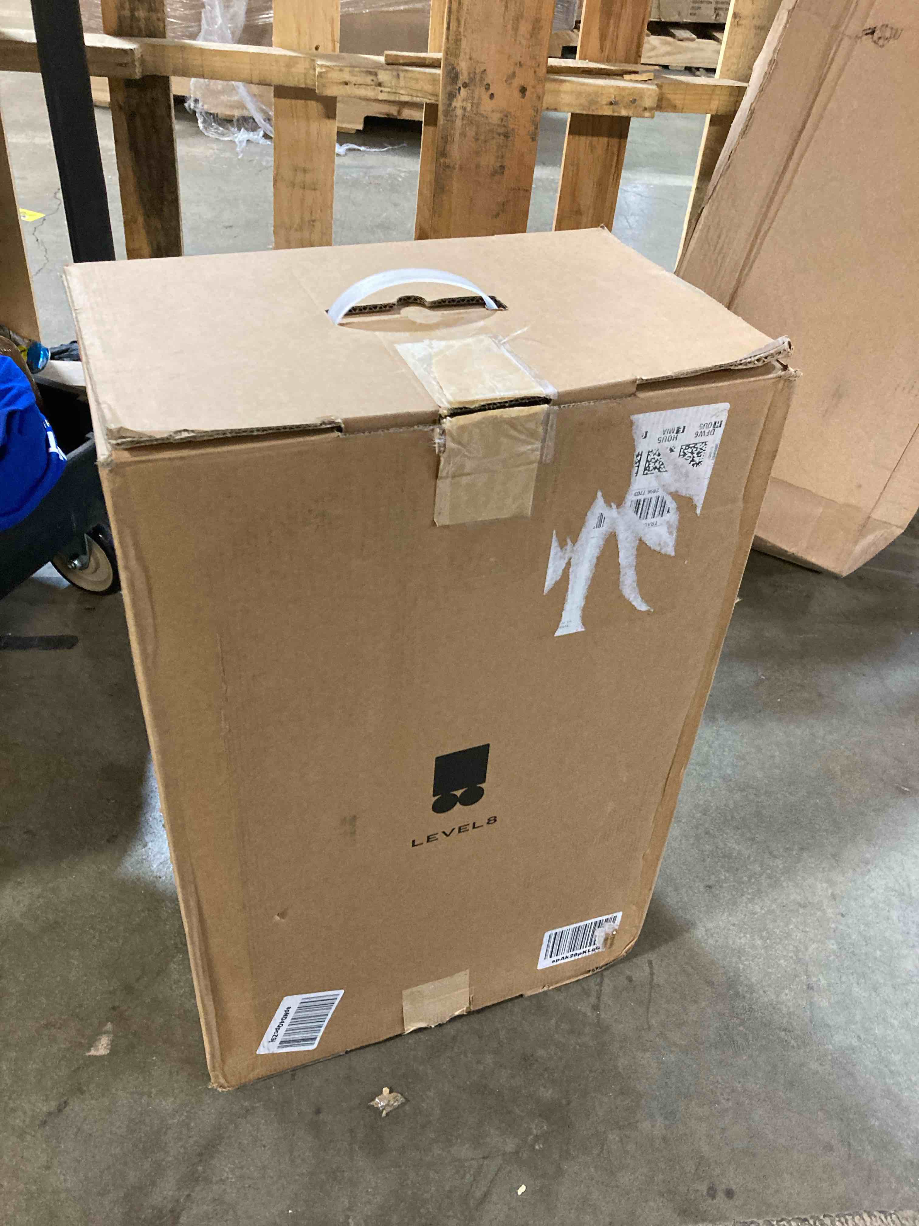 https://s3.amazonaws.com/lotting-images-prod/phillipi/GRA2158169_1748446976652.jpeg
