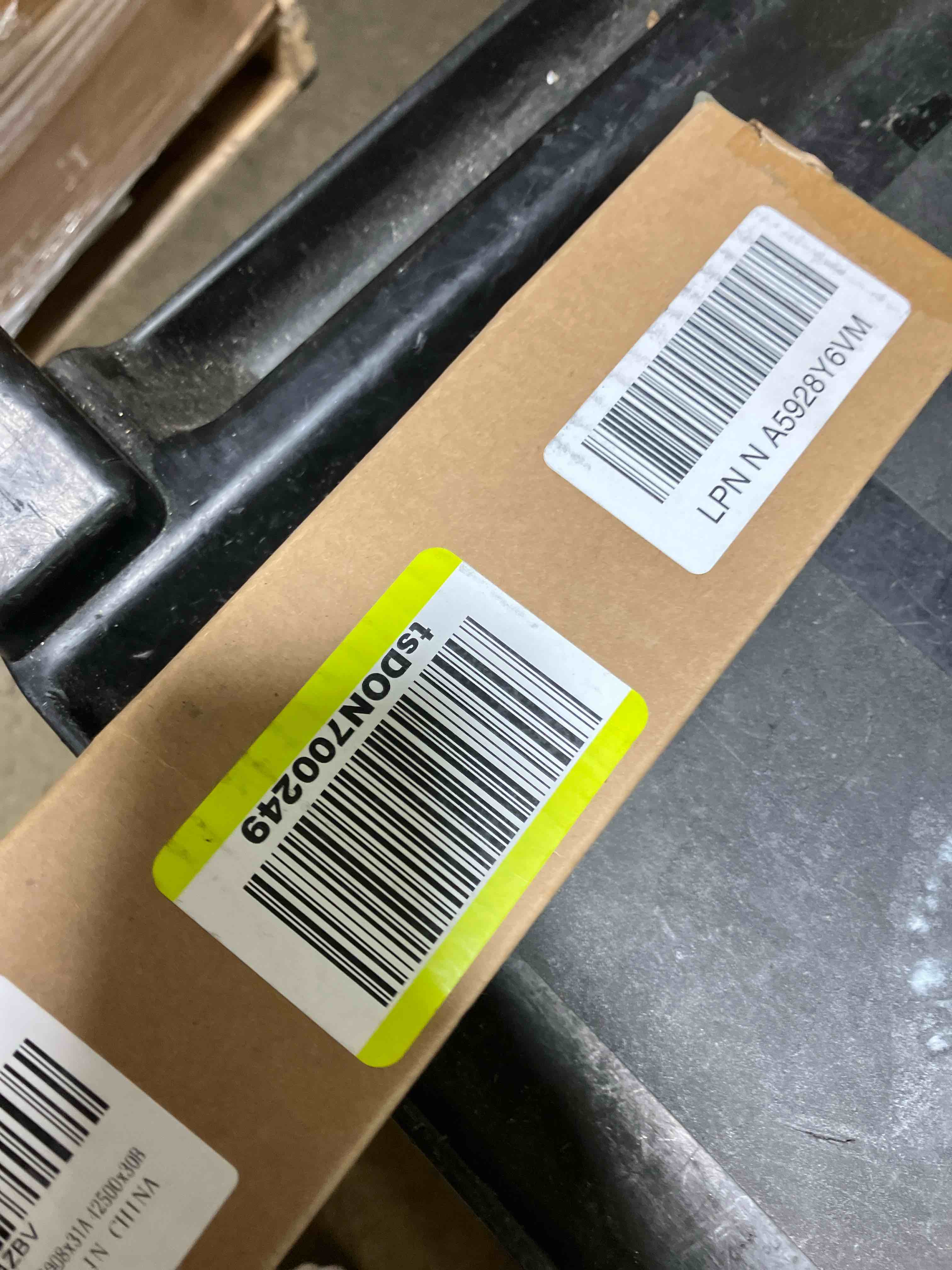 https://s3.amazonaws.com/lotting-images-prod/phillipi/GRA2158444_1752843936754.jpeg