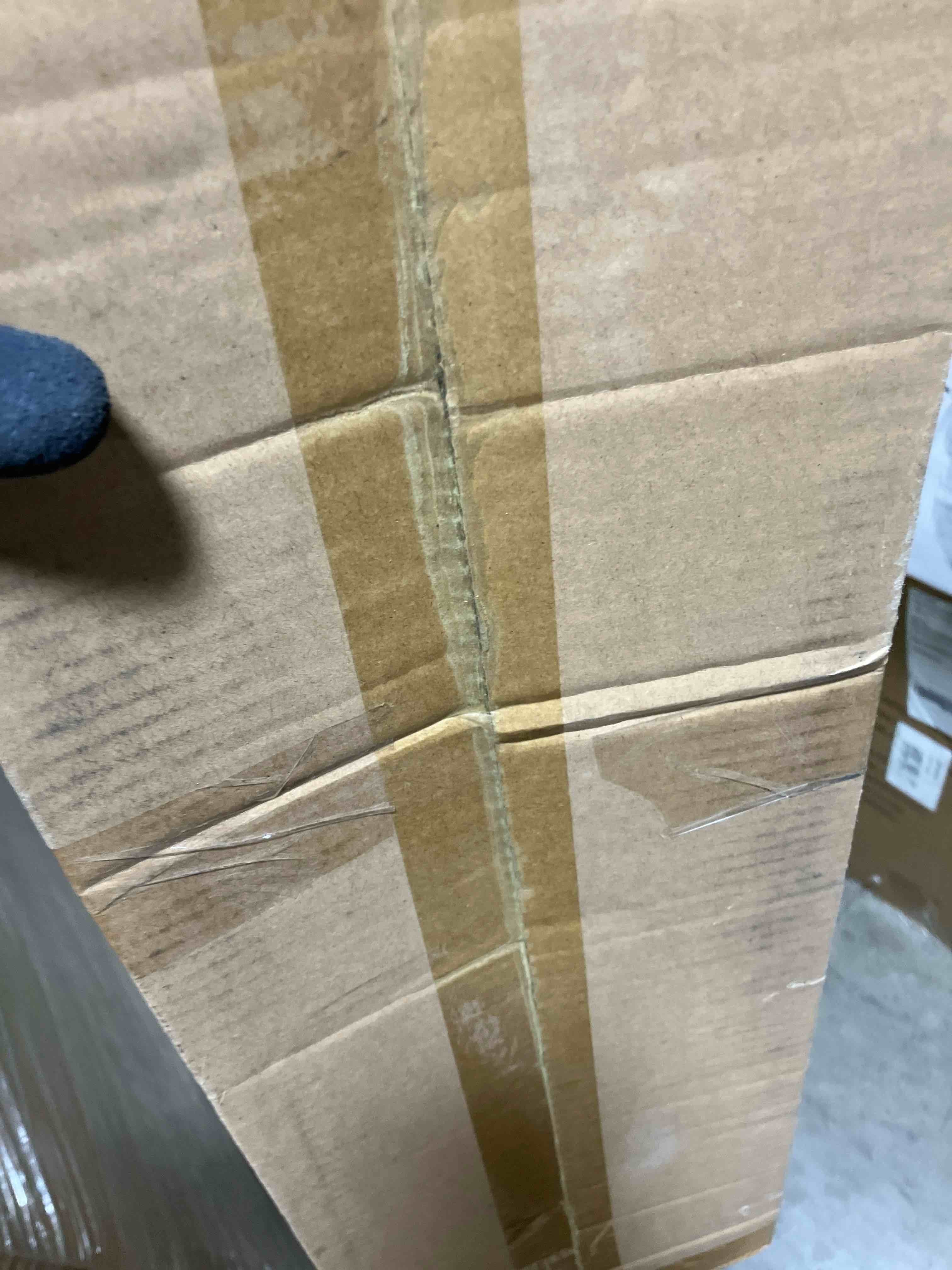 https://s3.amazonaws.com/lotting-images-prod/phillipi/GRA2158448_1752843557372.jpeg