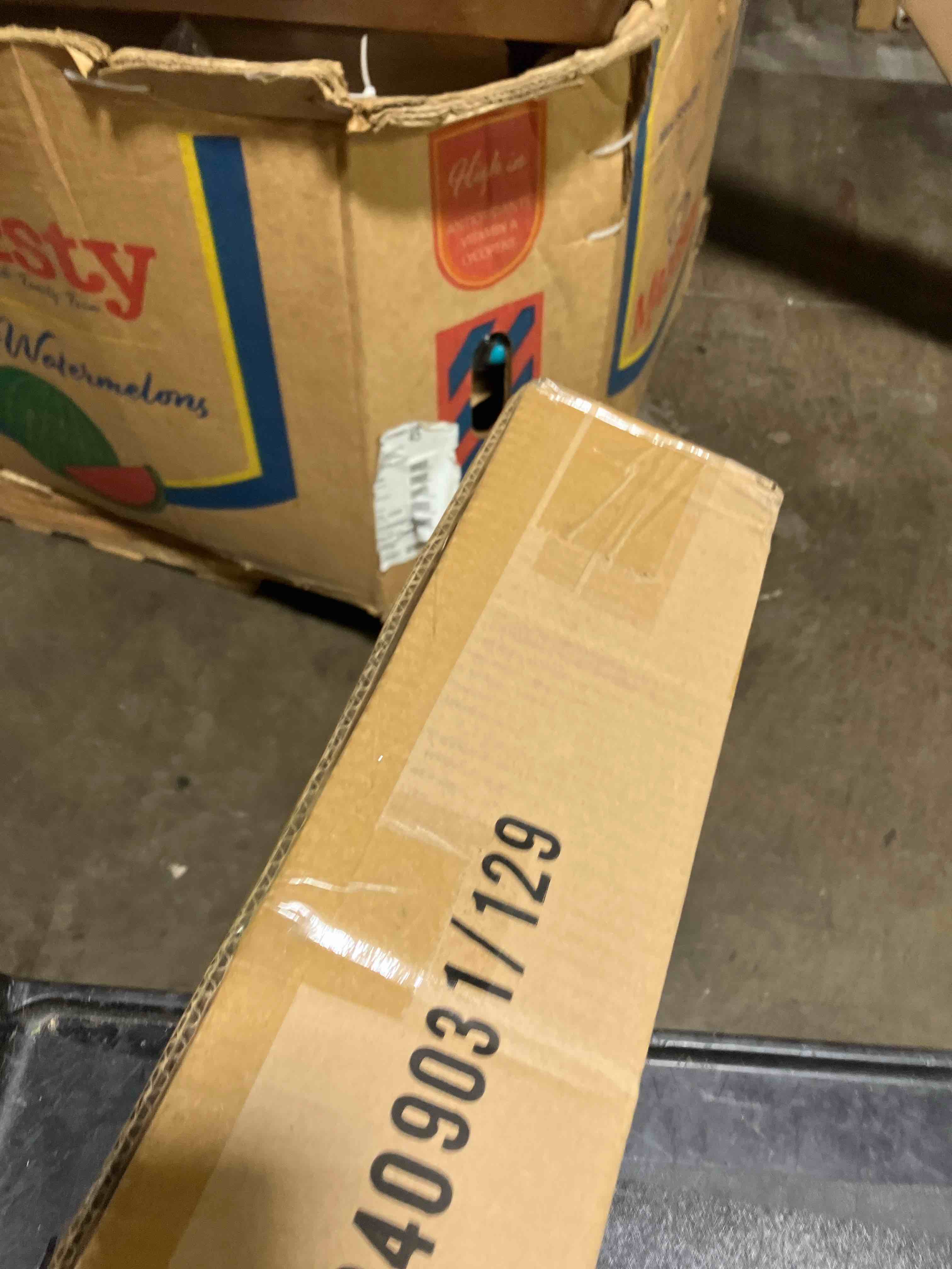 https://s3.amazonaws.com/lotting-images-prod/phillipi/GRA2158449_1752843394939.jpeg