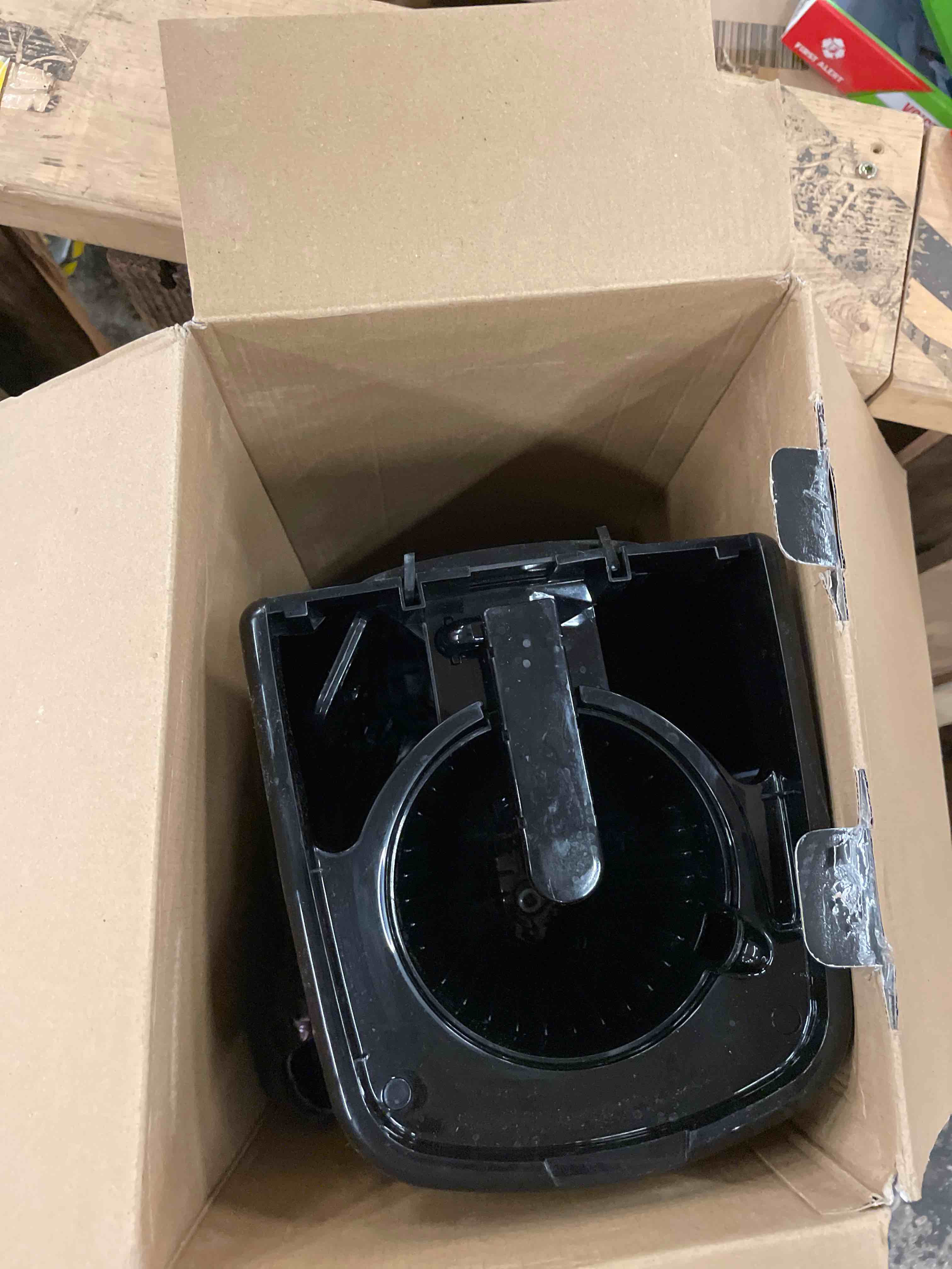 https://s3.amazonaws.com/lotting-images-prod/phillipi/GRA2158496_1753333659628.jpeg