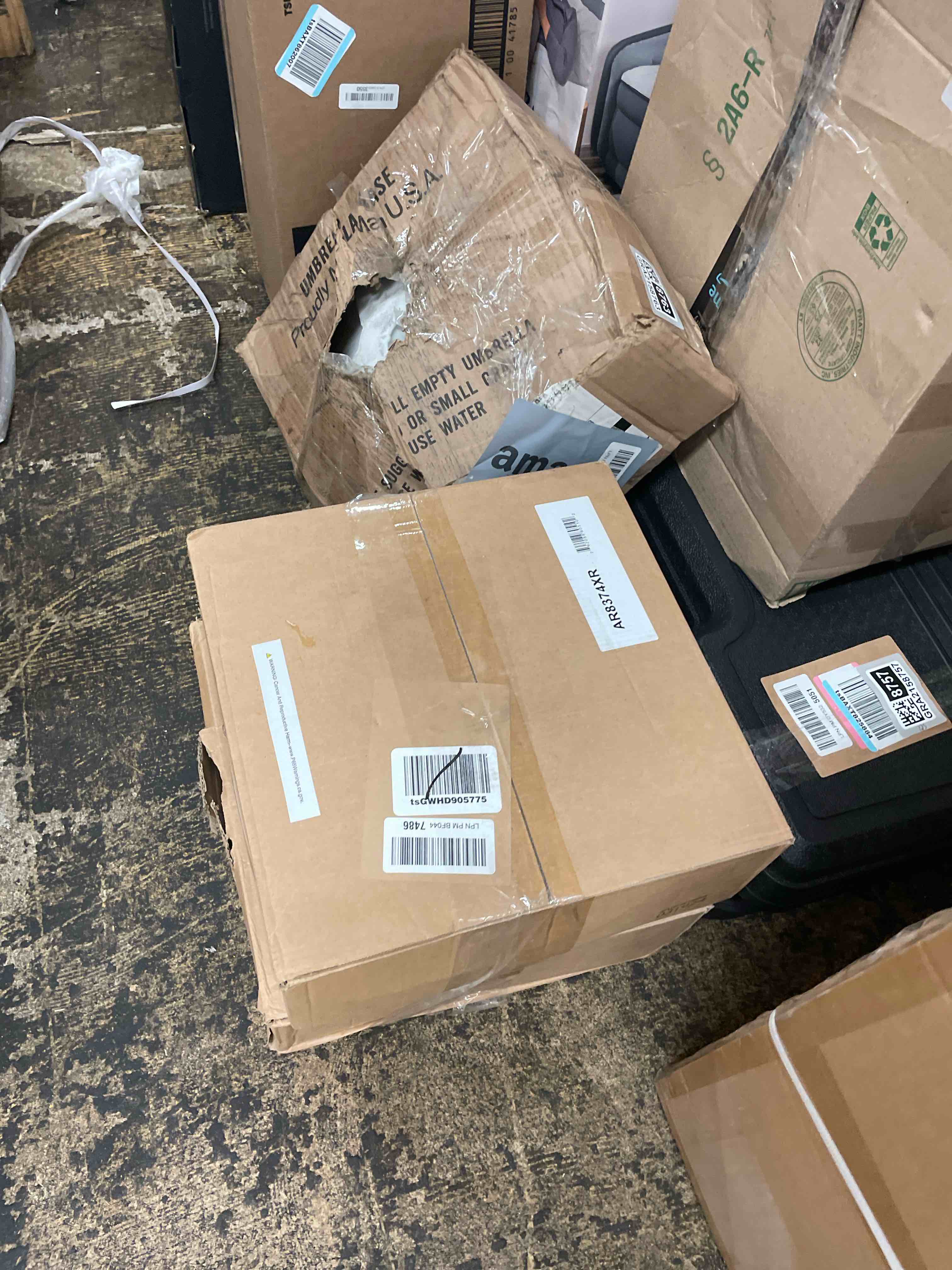https://s3.amazonaws.com/lotting-images-prod/phillipi/GRA2158764_1753829501153.jpeg