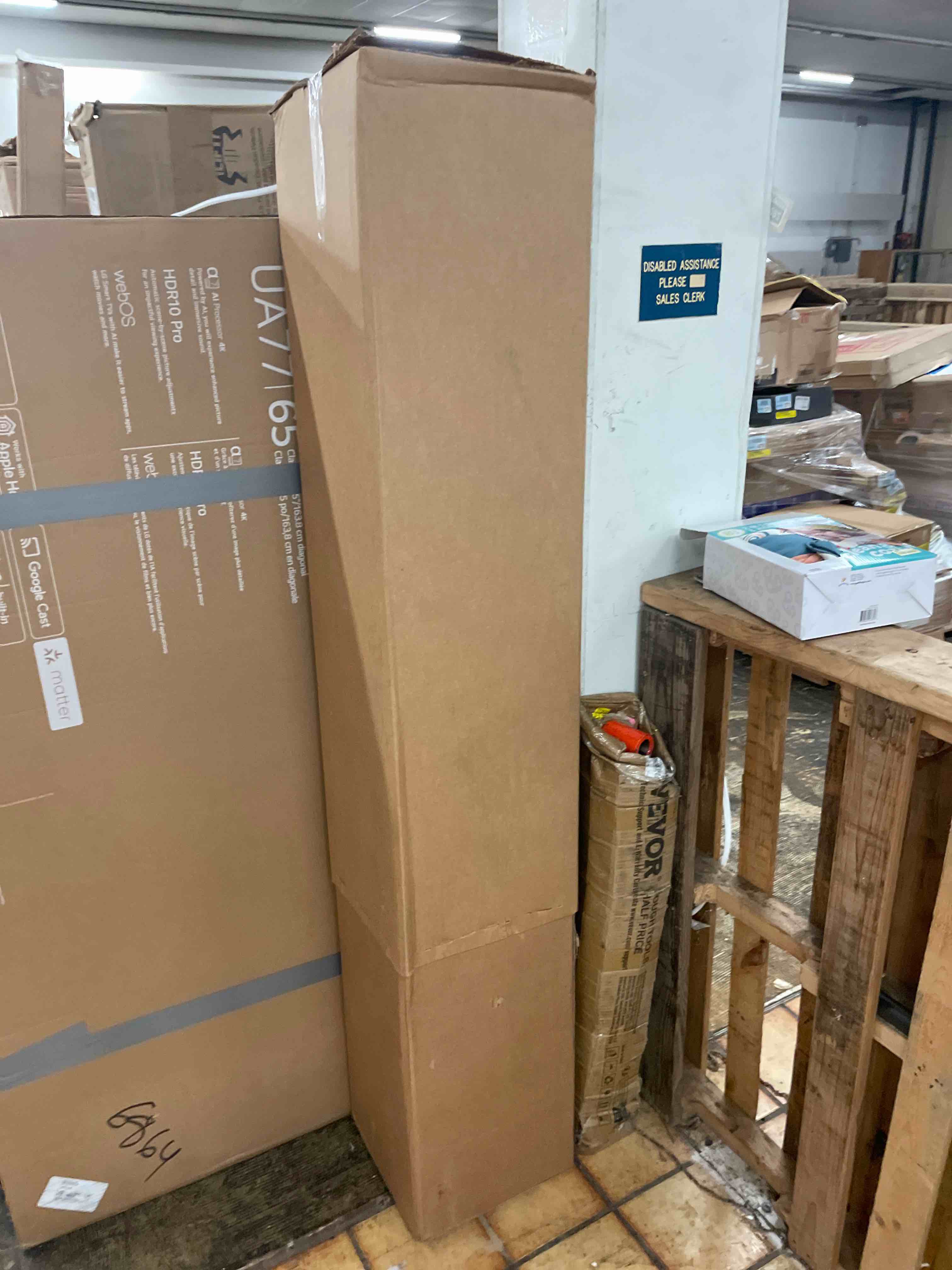 https://s3.amazonaws.com/lotting-images-prod/phillipi/GRA2158779_1753834410892.jpeg