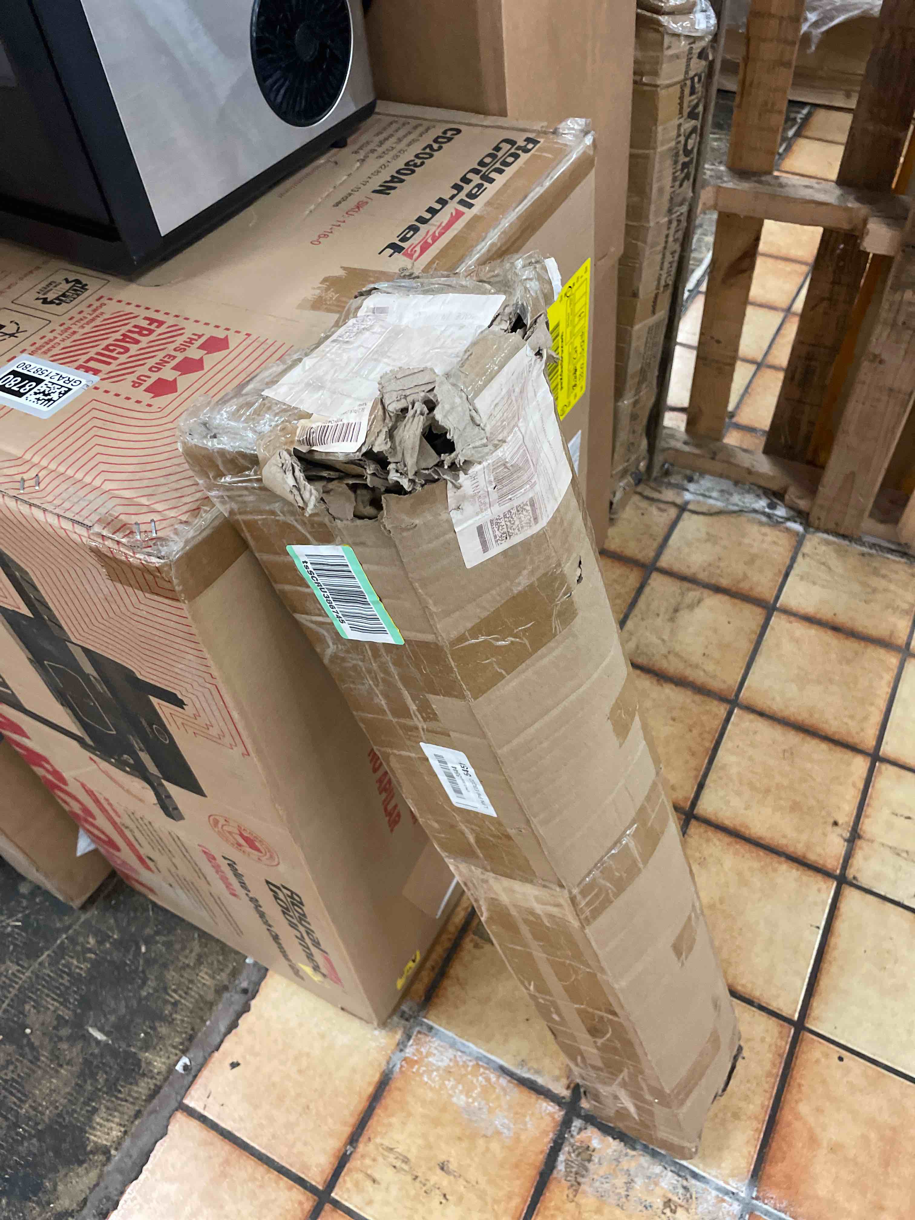 https://s3.amazonaws.com/lotting-images-prod/phillipi/GRA2158784_1753835561756.jpeg