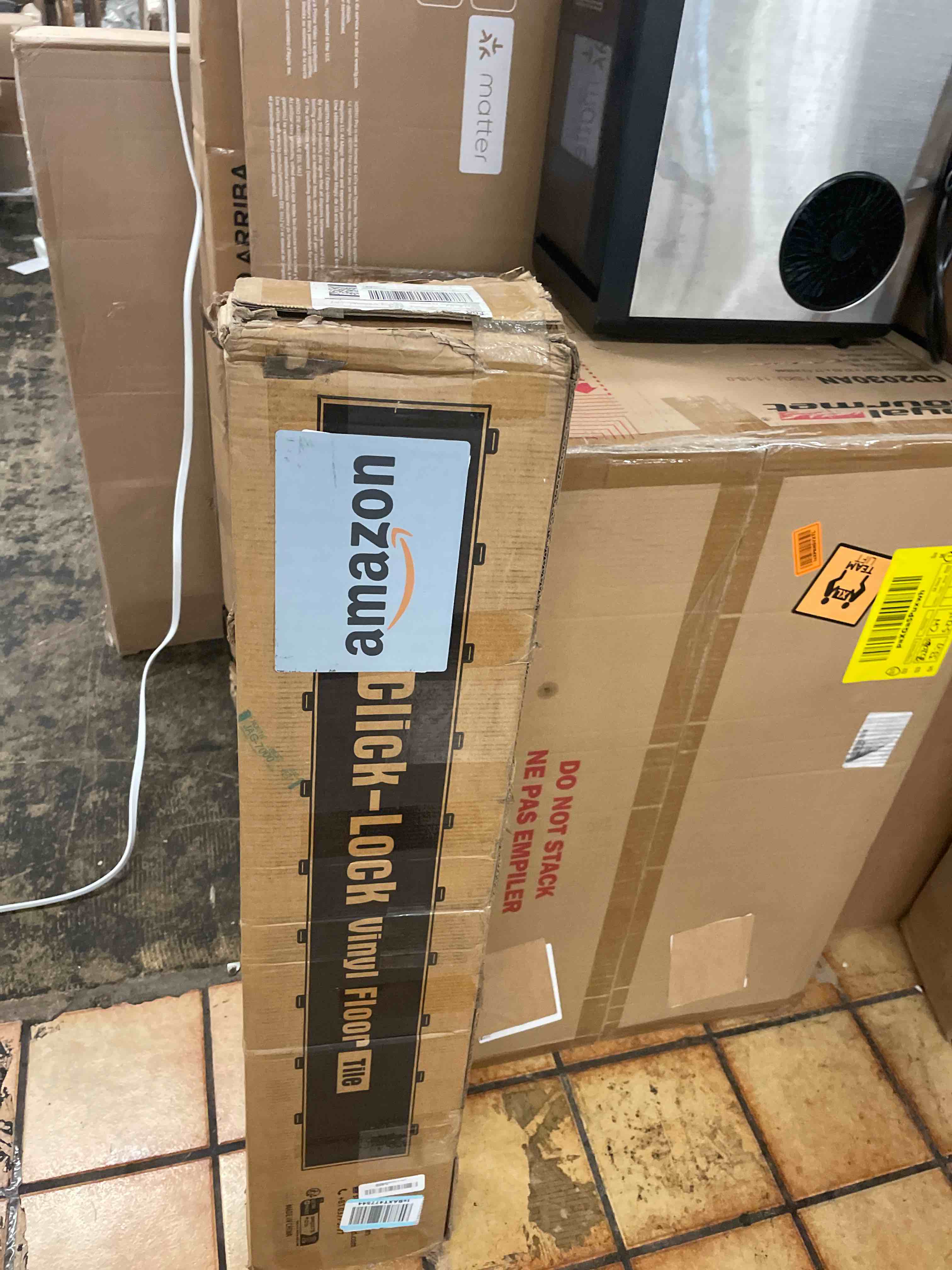 https://s3.amazonaws.com/lotting-images-prod/phillipi/GRA2158793_1753836998022.jpeg