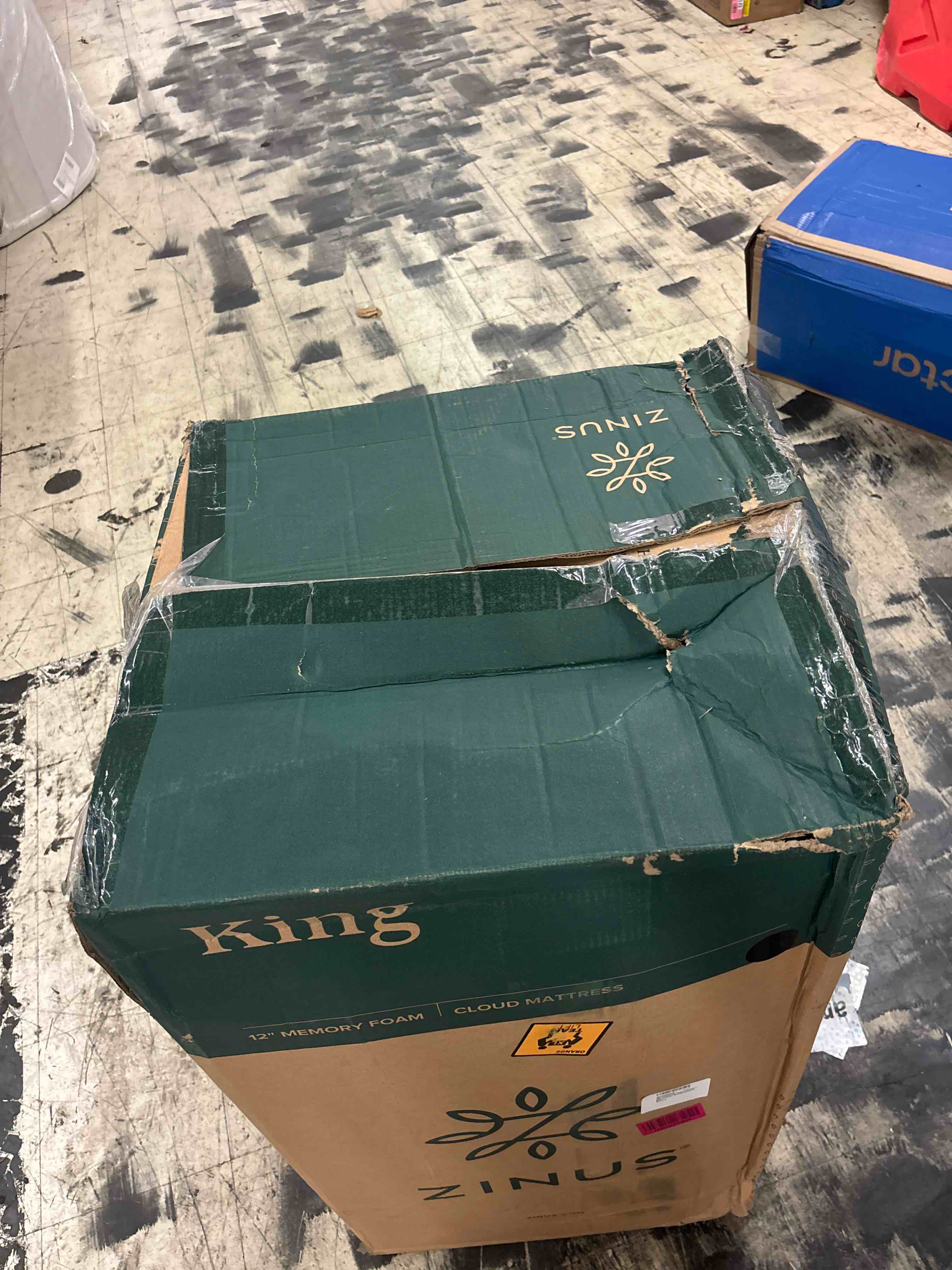 https://s3.amazonaws.com/lotting-images-prod/phillipi/GRA2159017_1754866431390.jpeg