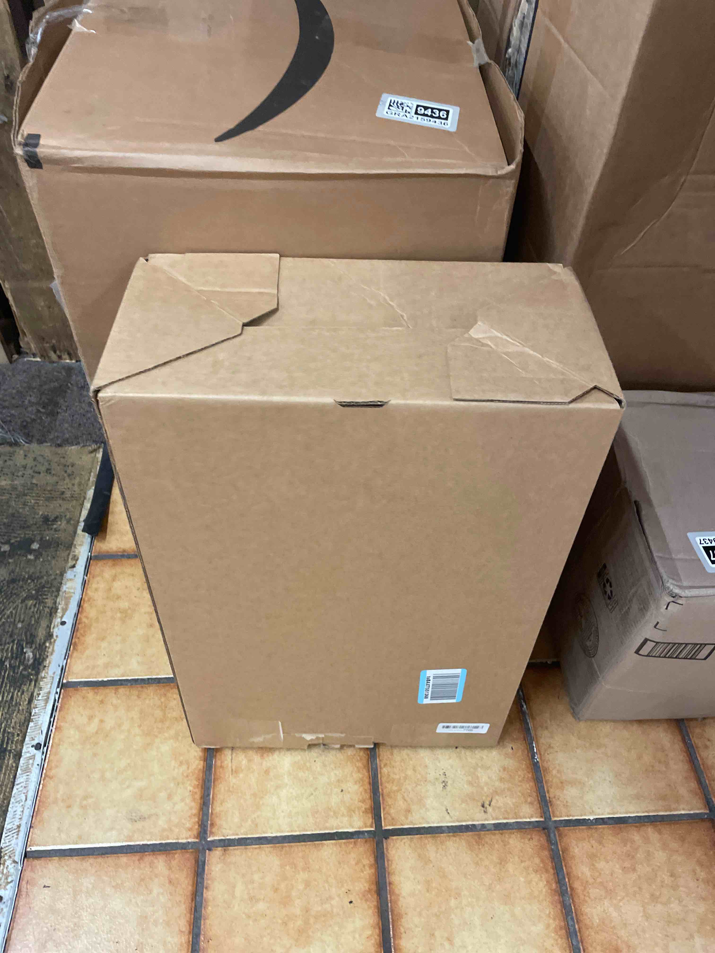 https://s3.amazonaws.com/lotting-images-prod/phillipi/GRA2159438_1755851872725.jpeg