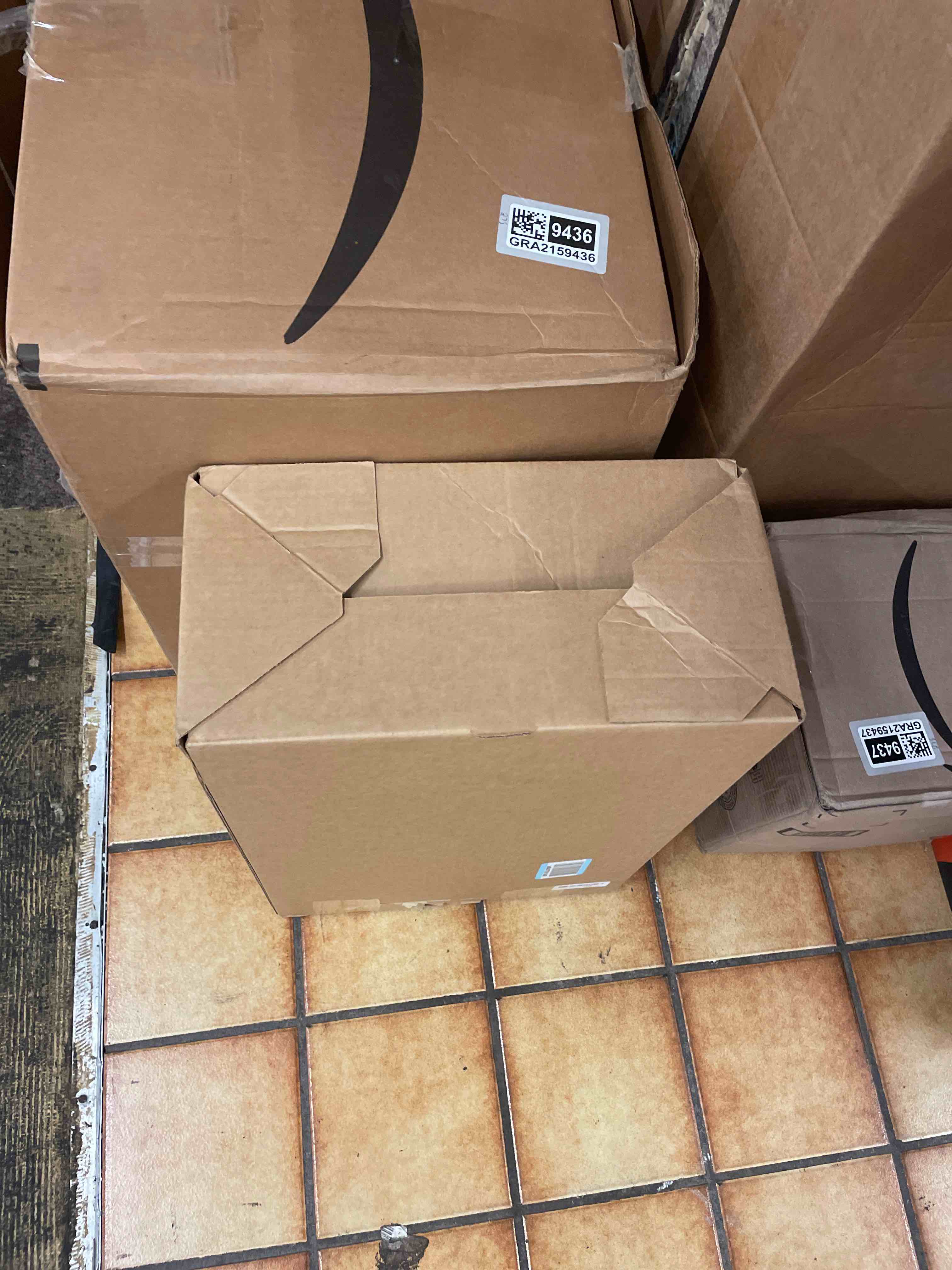 https://s3.amazonaws.com/lotting-images-prod/phillipi/GRA2159438_1755851877434.jpeg