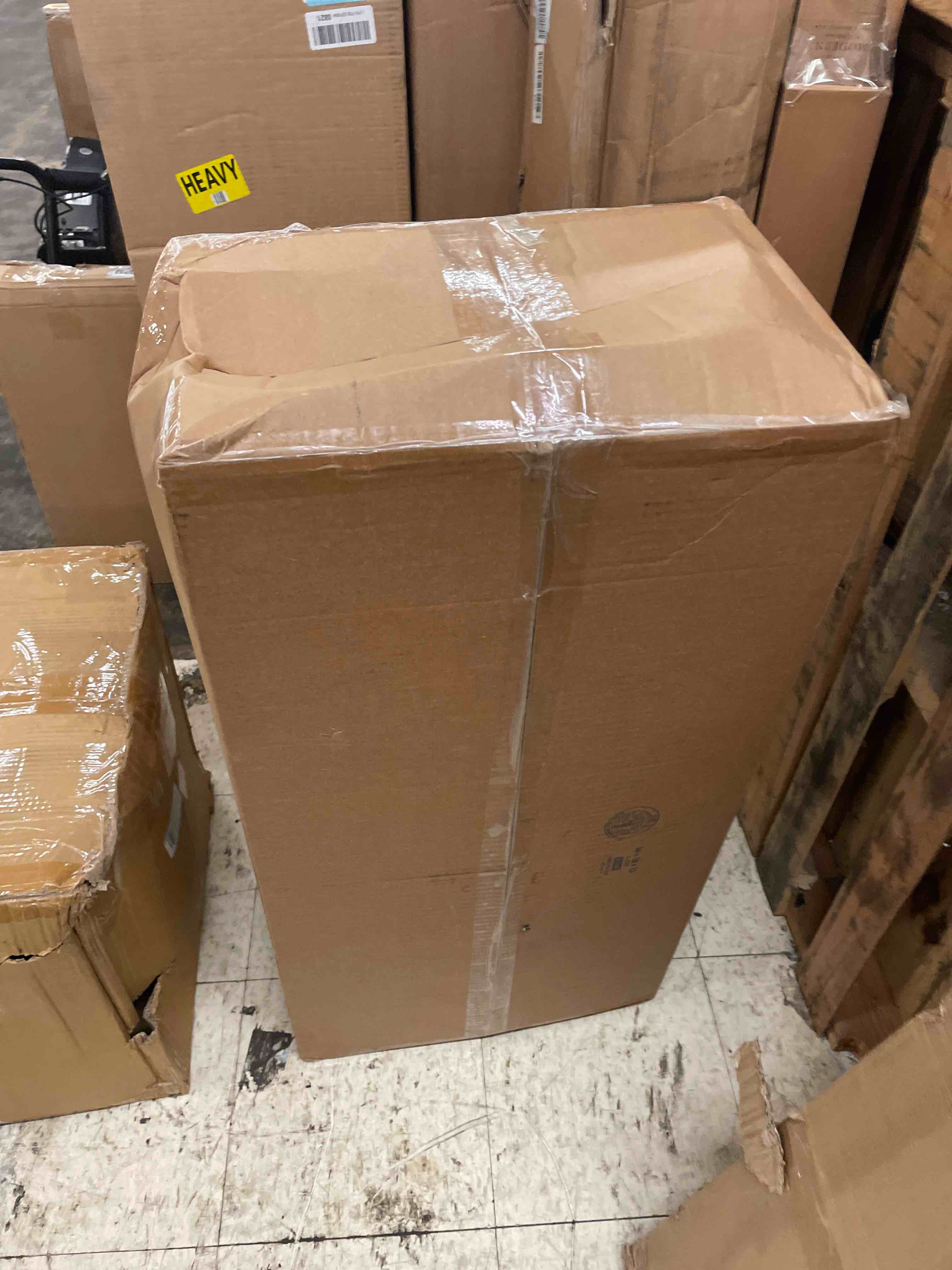 https://s3.amazonaws.com/lotting-images-prod/phillipi/GRA2159567_1756288771684.jpeg