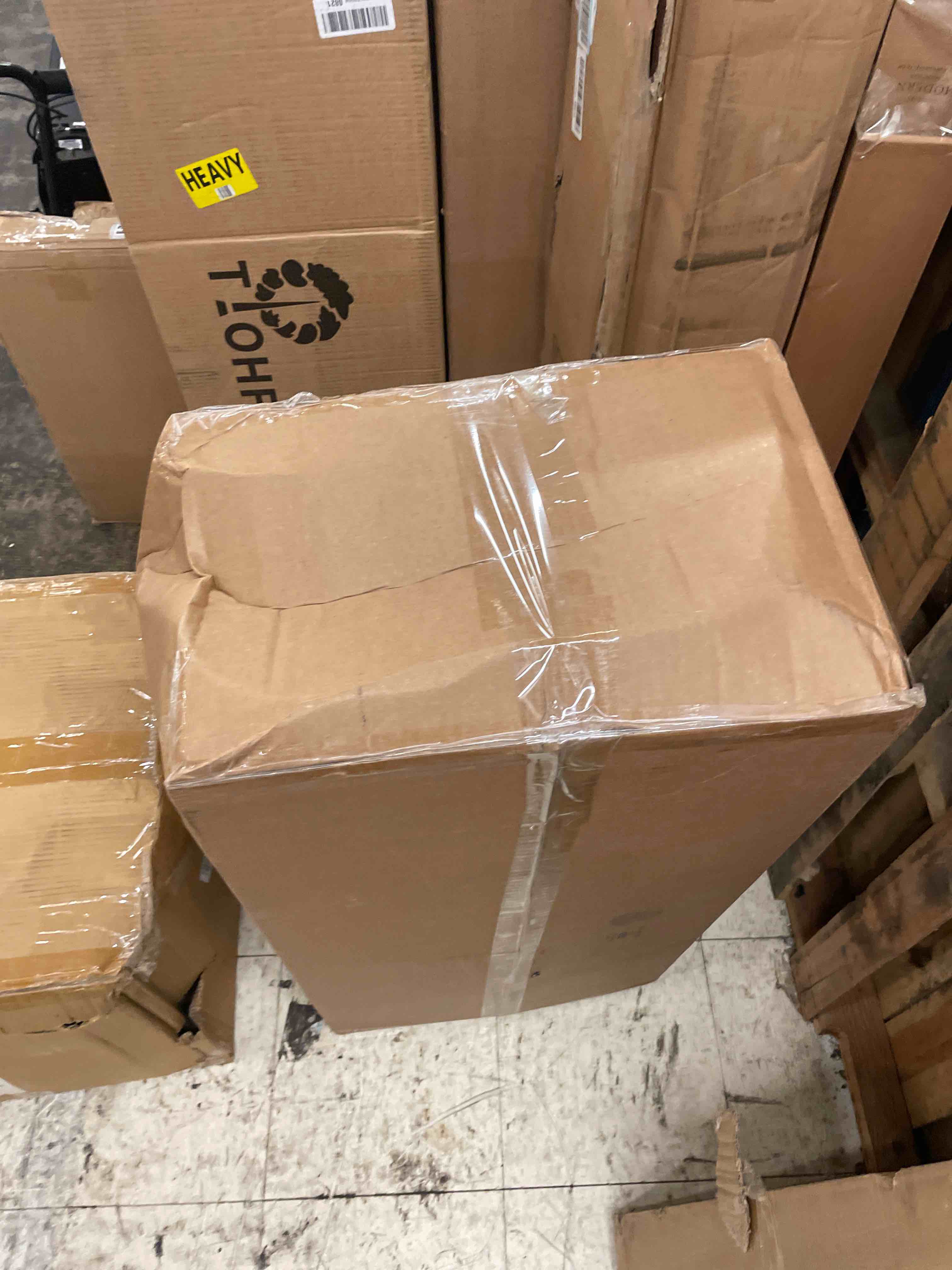 https://s3.amazonaws.com/lotting-images-prod/phillipi/GRA2159567_1756288772982.jpeg