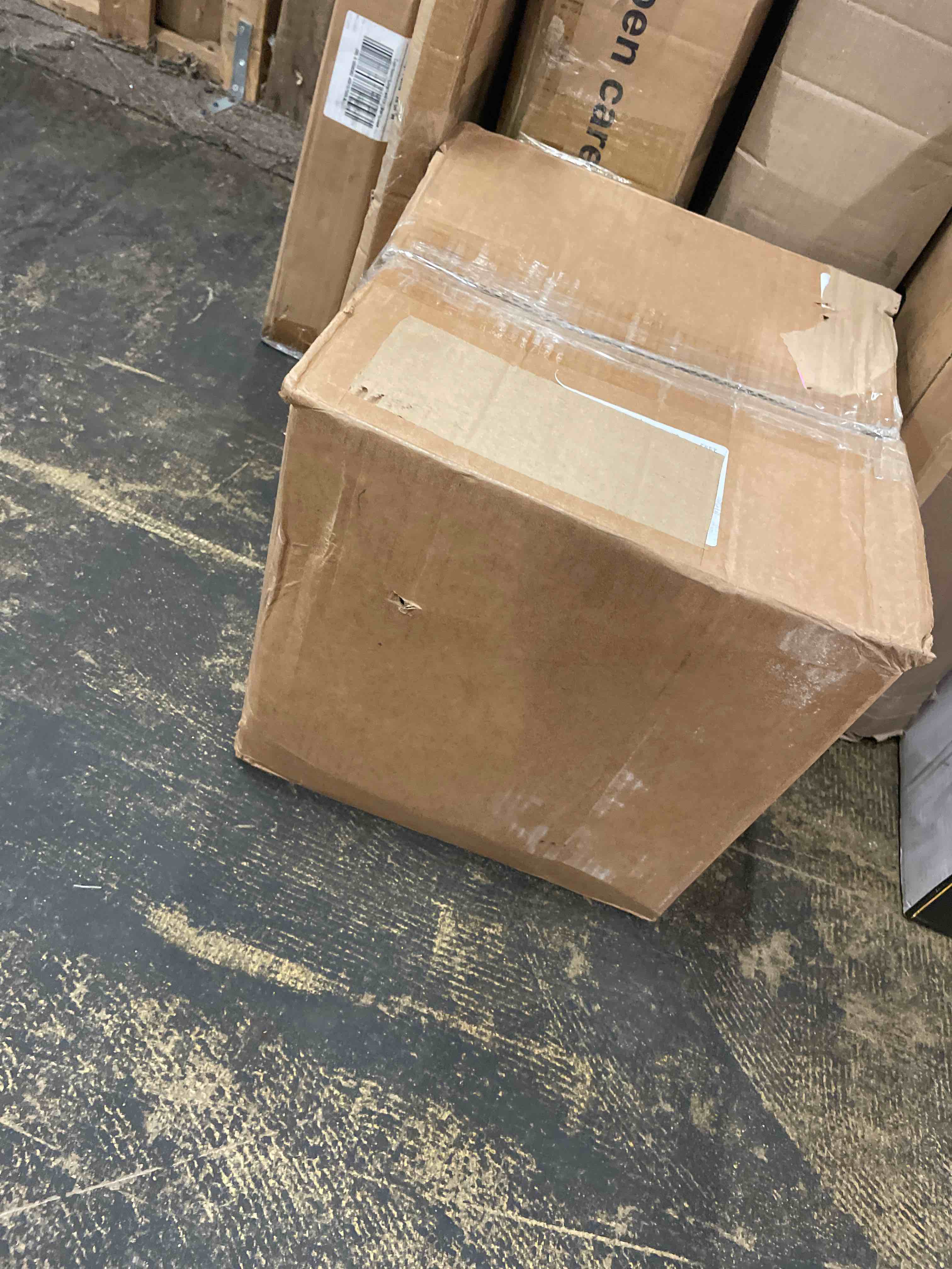 https://s3.amazonaws.com/lotting-images-prod/phillipi/GRA2159728_1756373214300.jpeg