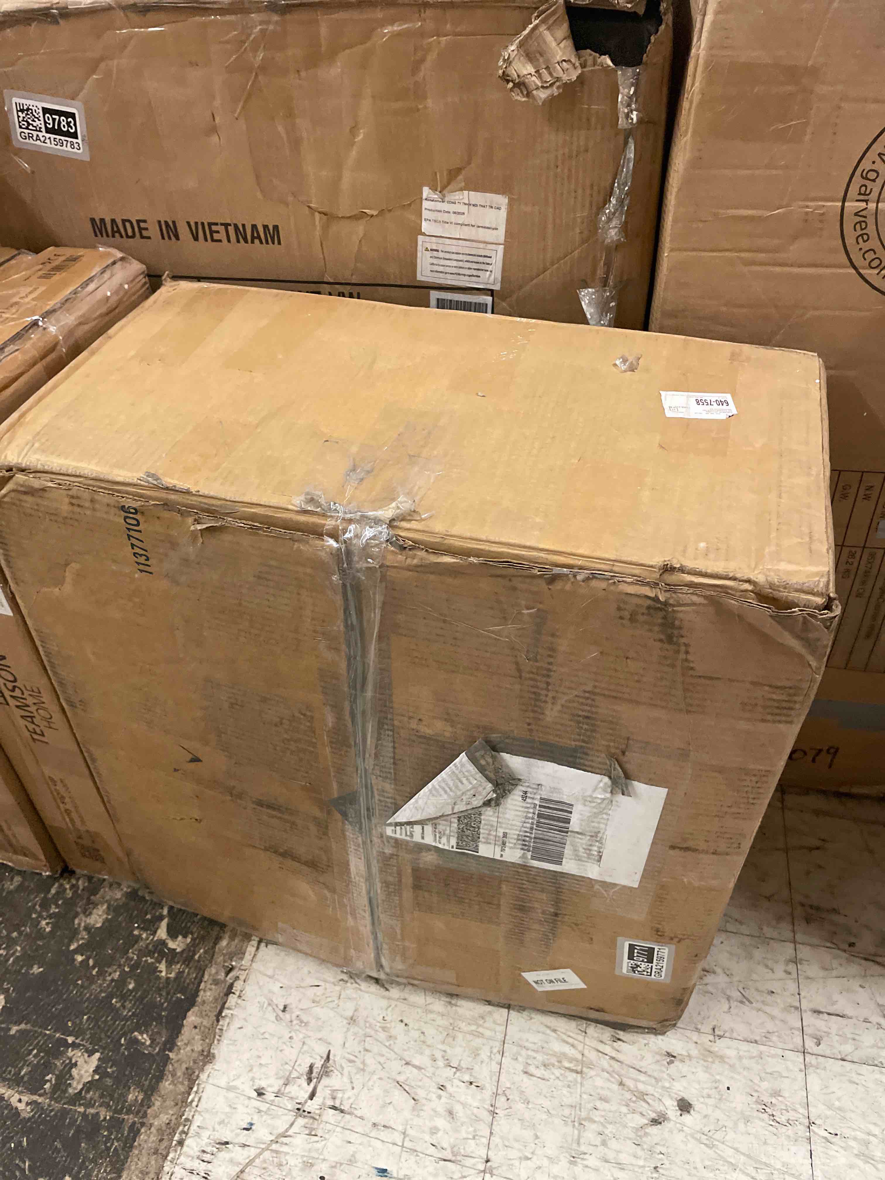 https://s3.amazonaws.com/lotting-images-prod/phillipi/GRA2159771_1756972952788.jpeg
