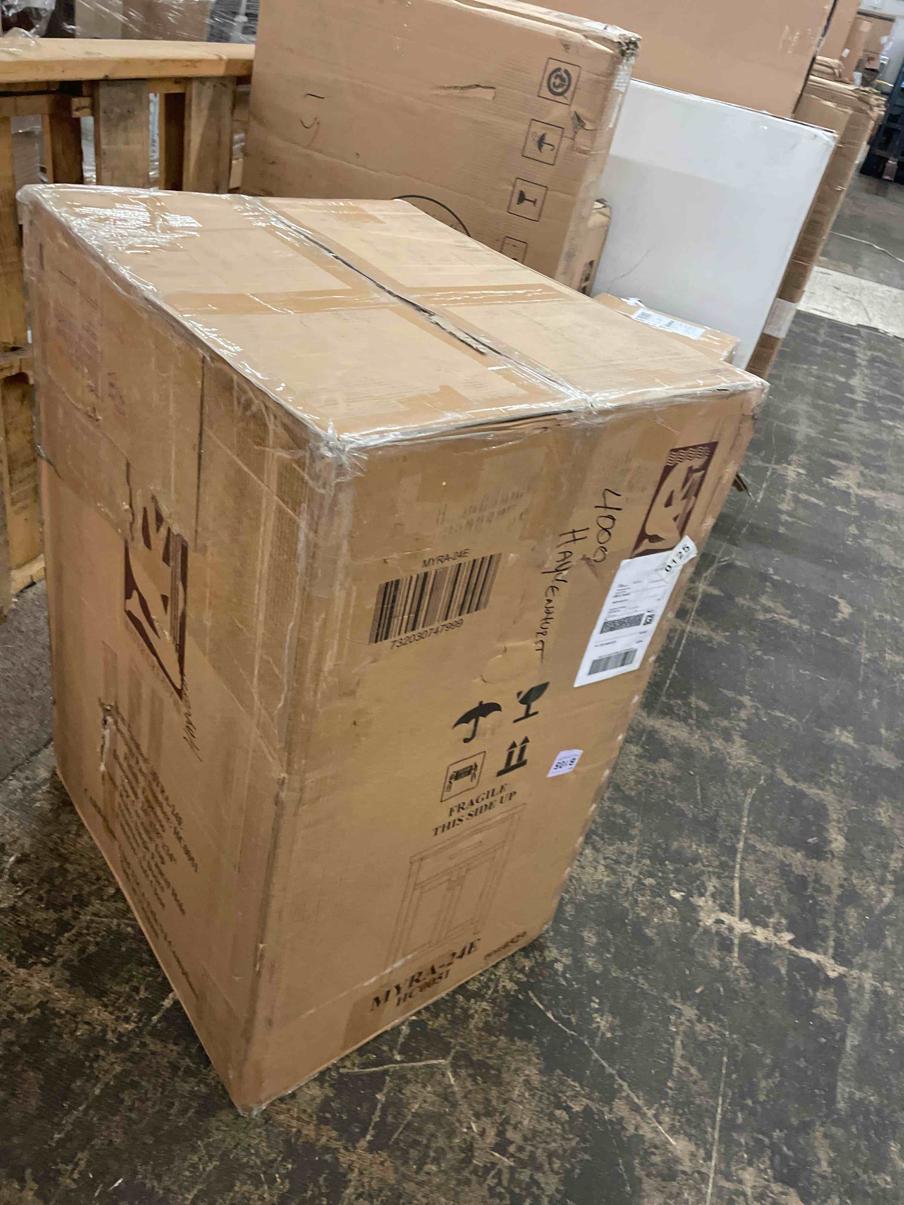 https://s3.amazonaws.com/lotting-images-prod/phillipi/GRA2159842_1757572441302.jpeg