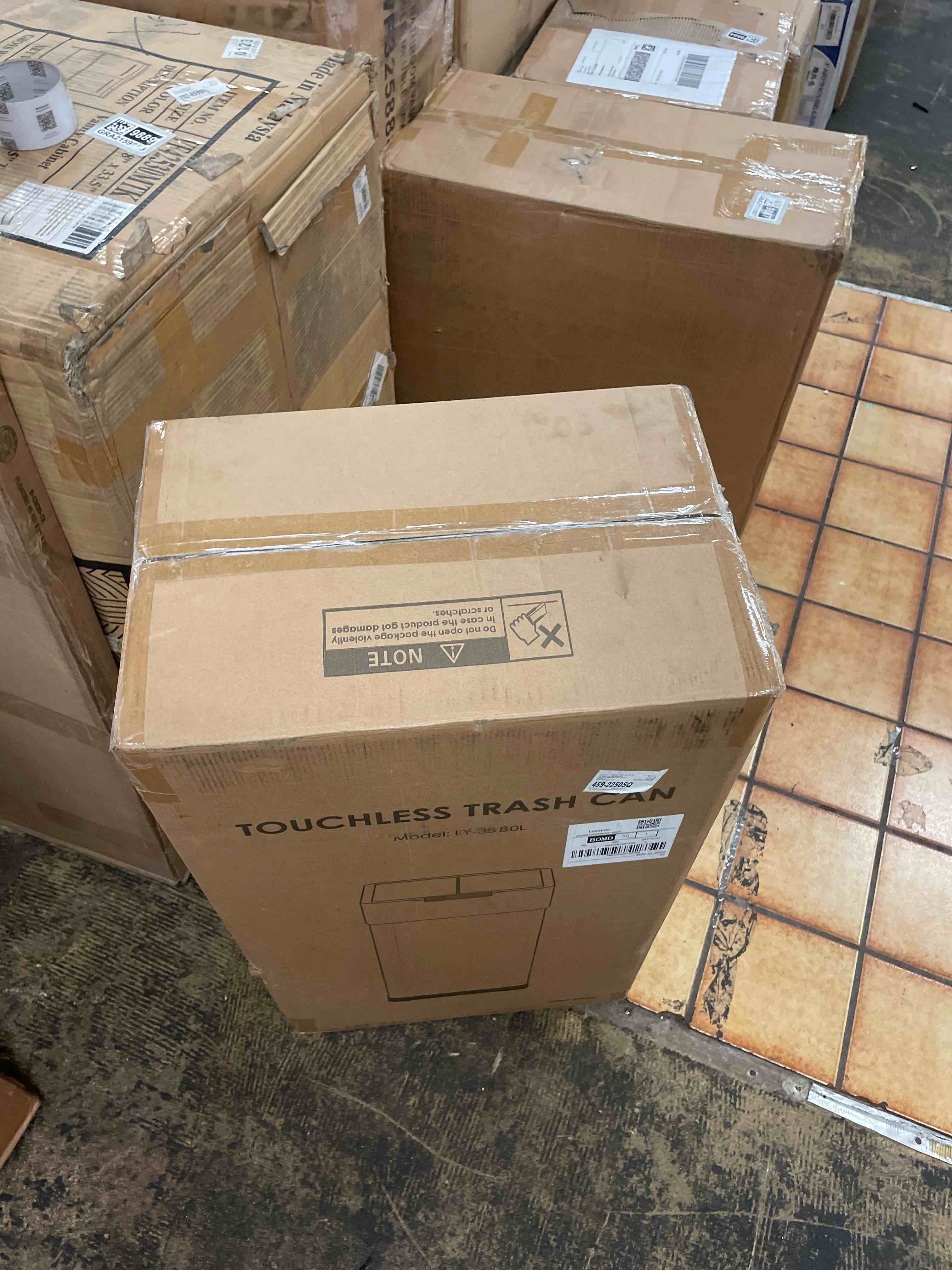 https://s3.amazonaws.com/lotting-images-prod/phillipi/GRA2159891_1757579901166.jpeg