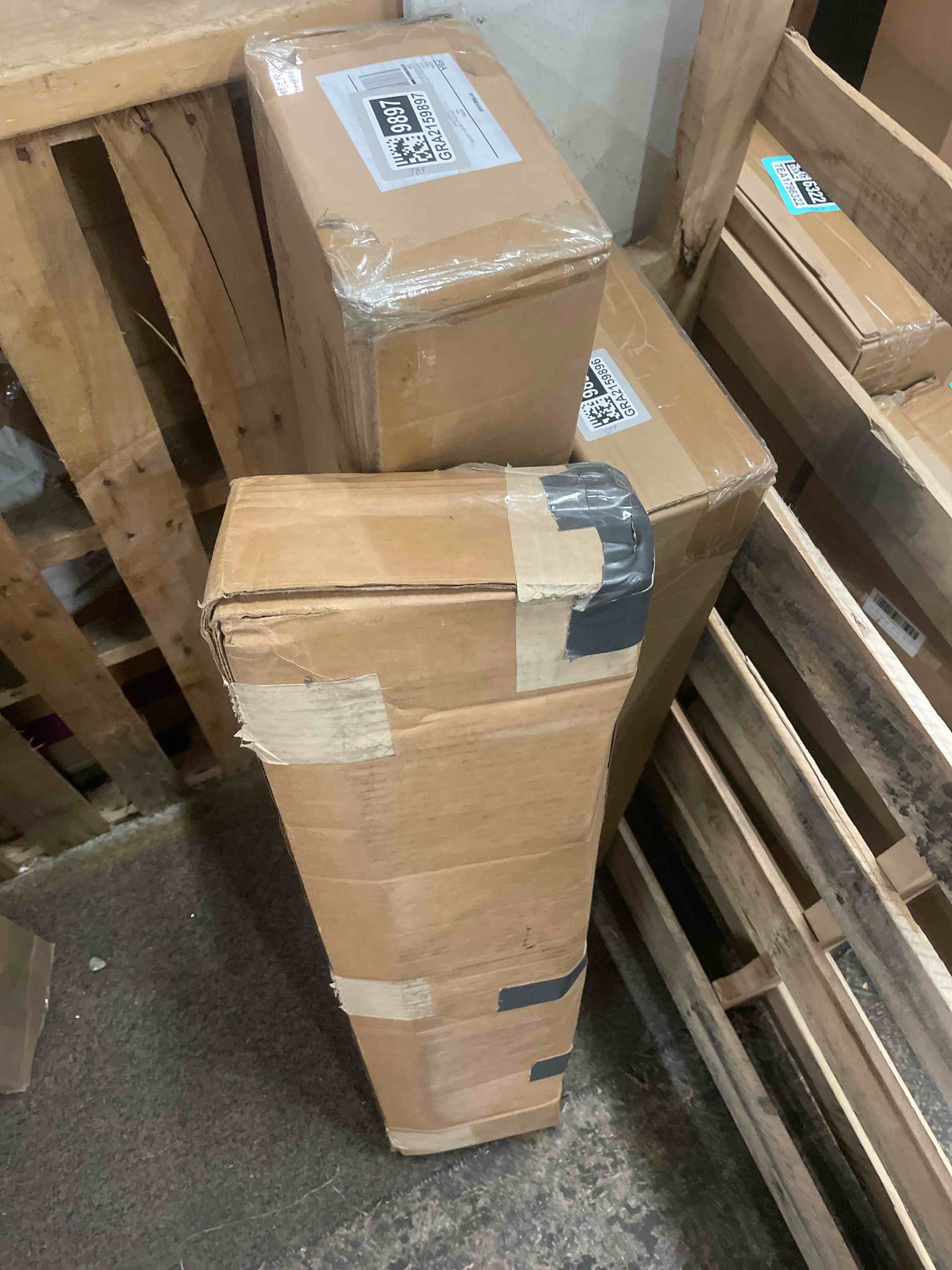 https://s3.amazonaws.com/lotting-images-prod/phillipi/GRA2159898_1757680608586.jpeg