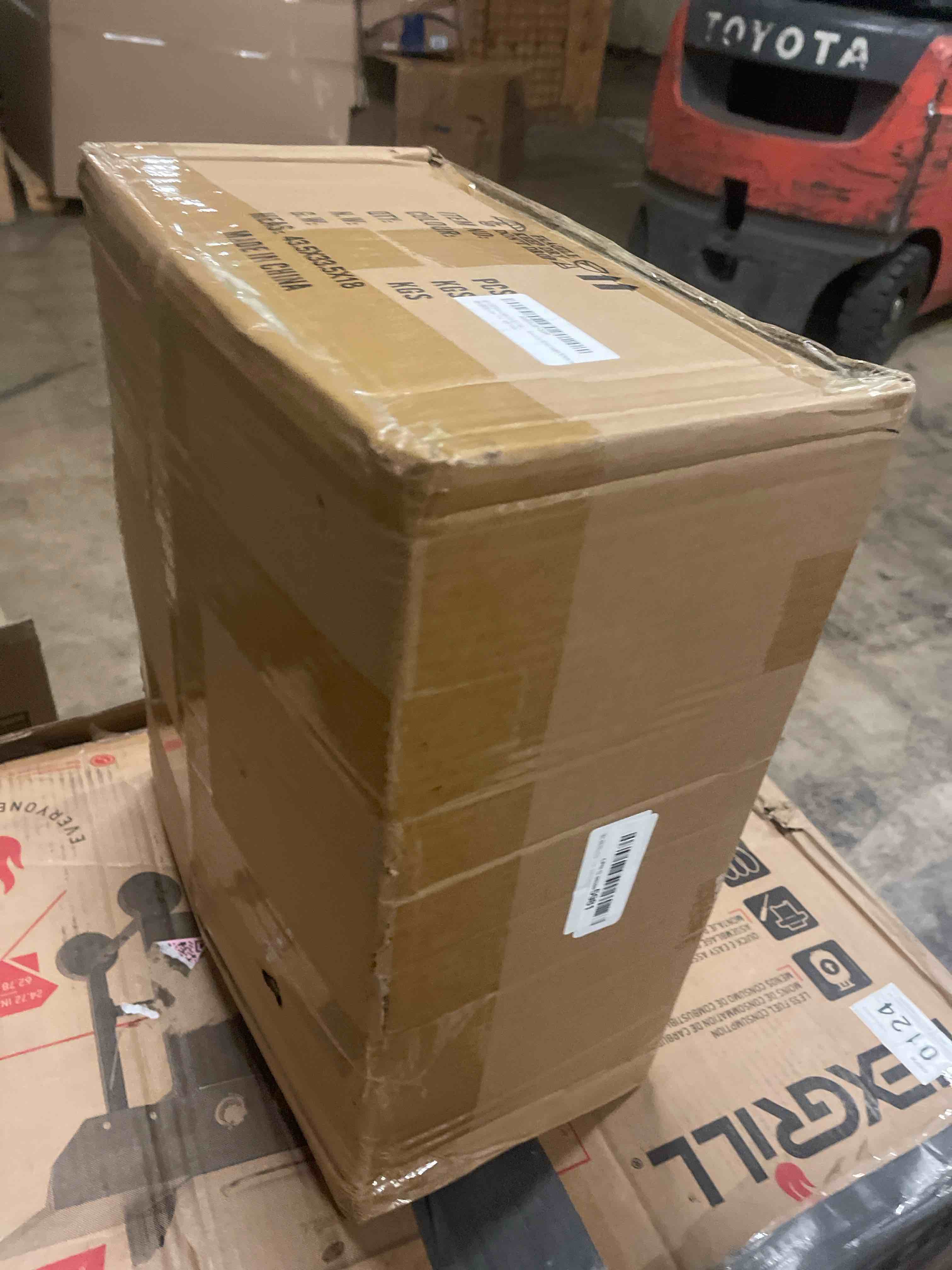 https://s3.amazonaws.com/lotting-images-prod/phillipi/GRA2159997_1757805181027.jpeg