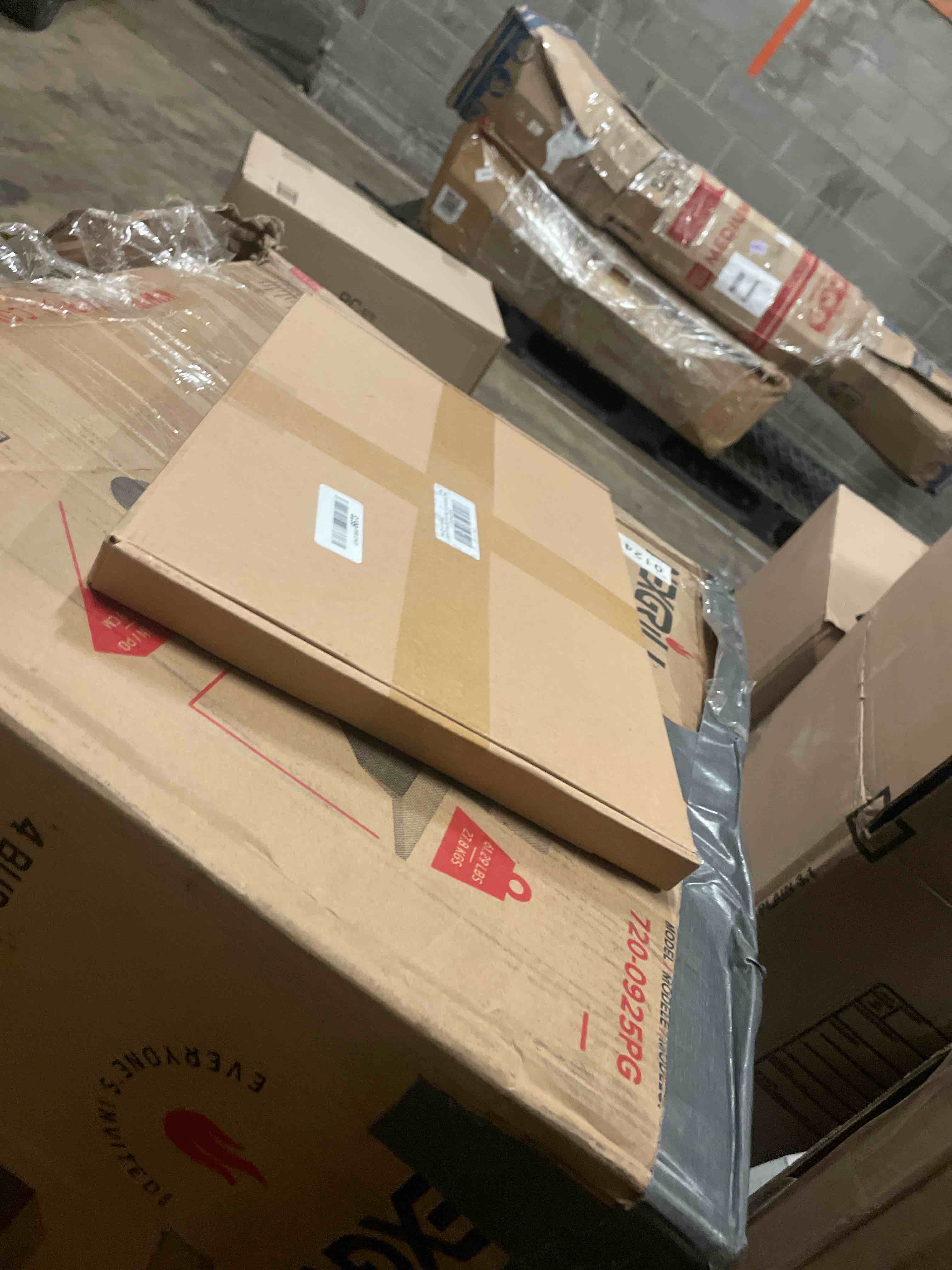 https://s3.amazonaws.com/lotting-images-prod/phillipi/GRA2160008_1757807751981.jpeg