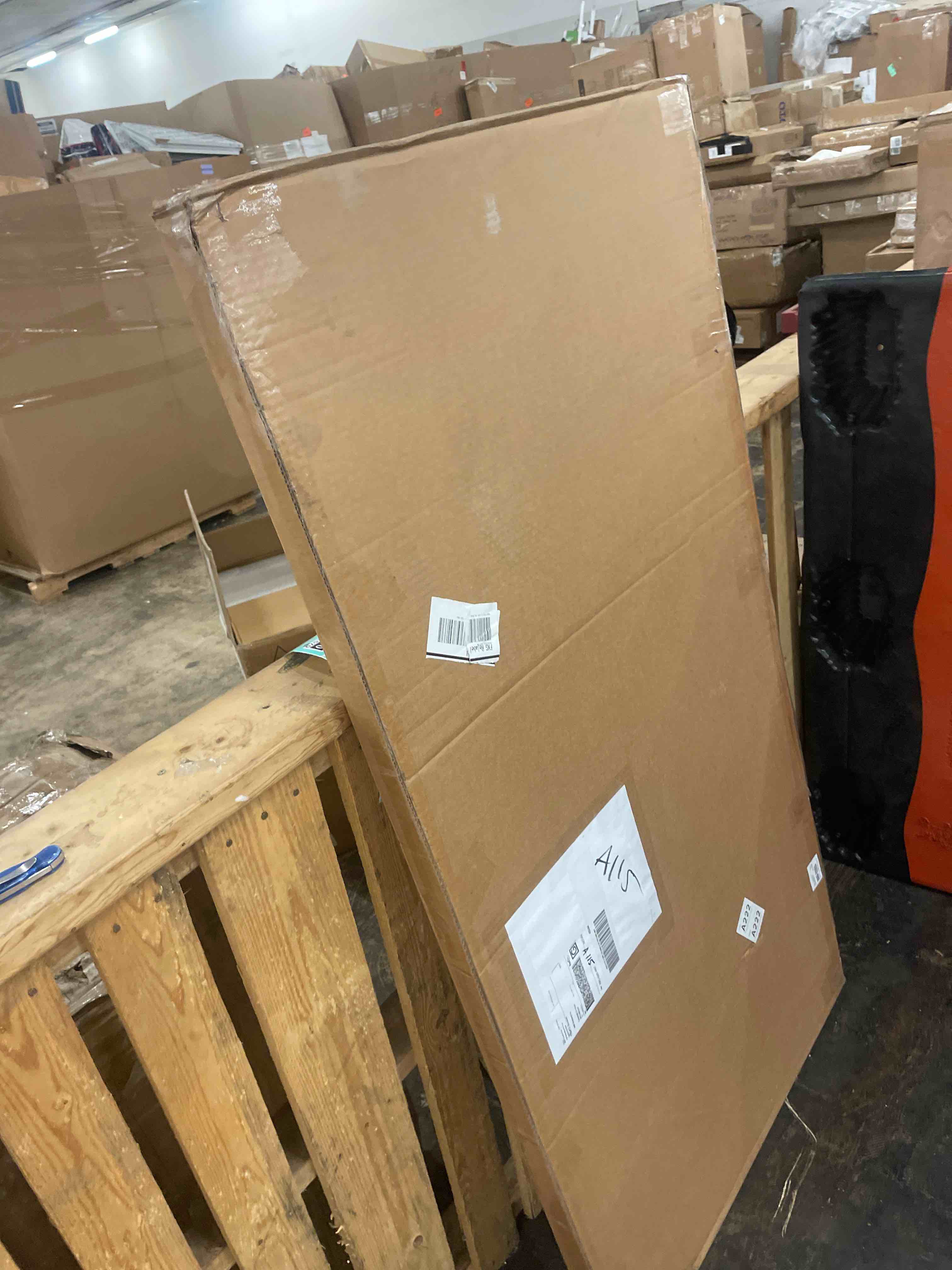 https://s3.amazonaws.com/lotting-images-prod/phillipi/GRA2160174_1758123843540.jpeg