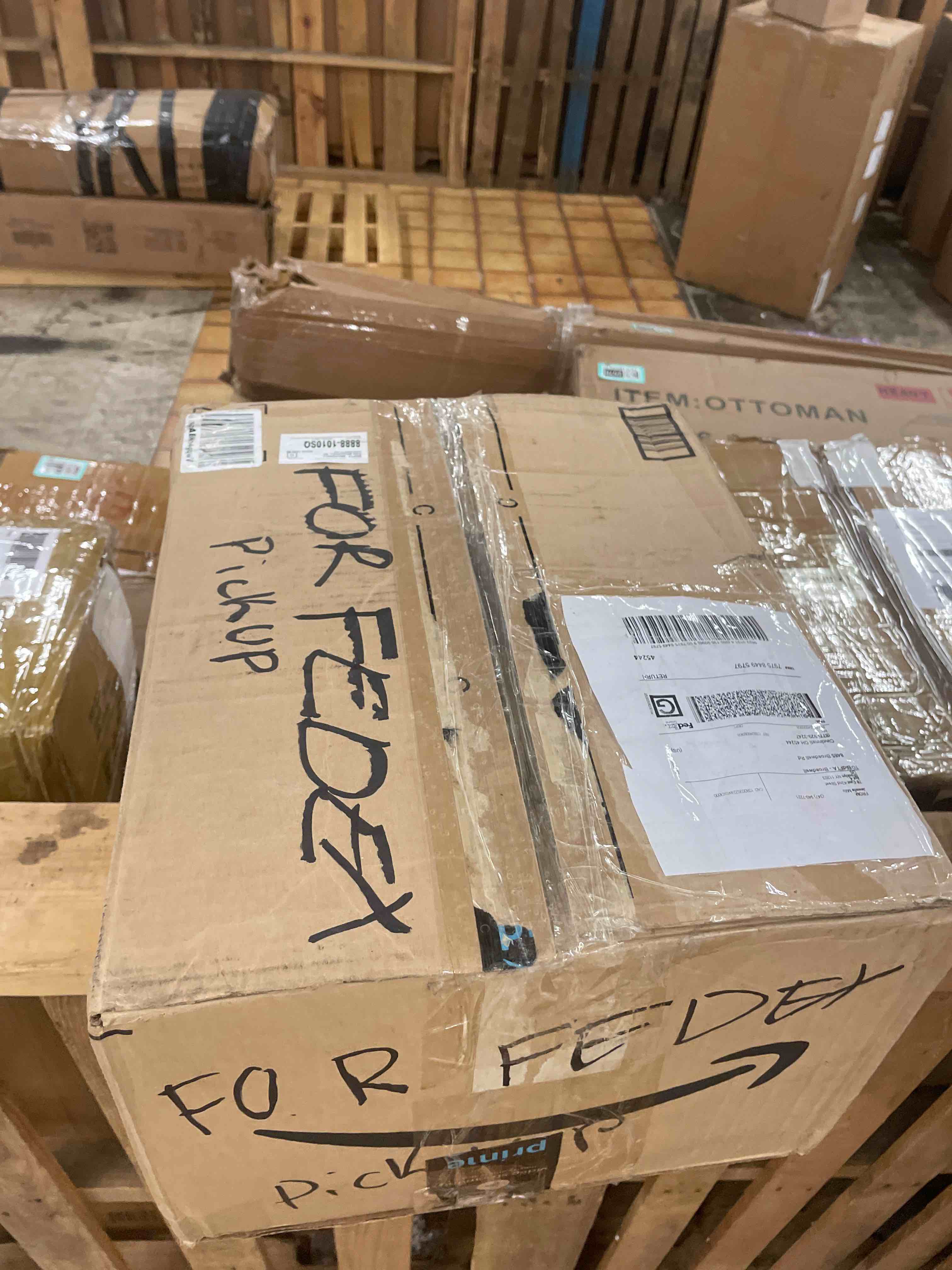 https://s3.amazonaws.com/lotting-images-prod/phillipi/GRA2160194_1758157691123.jpeg