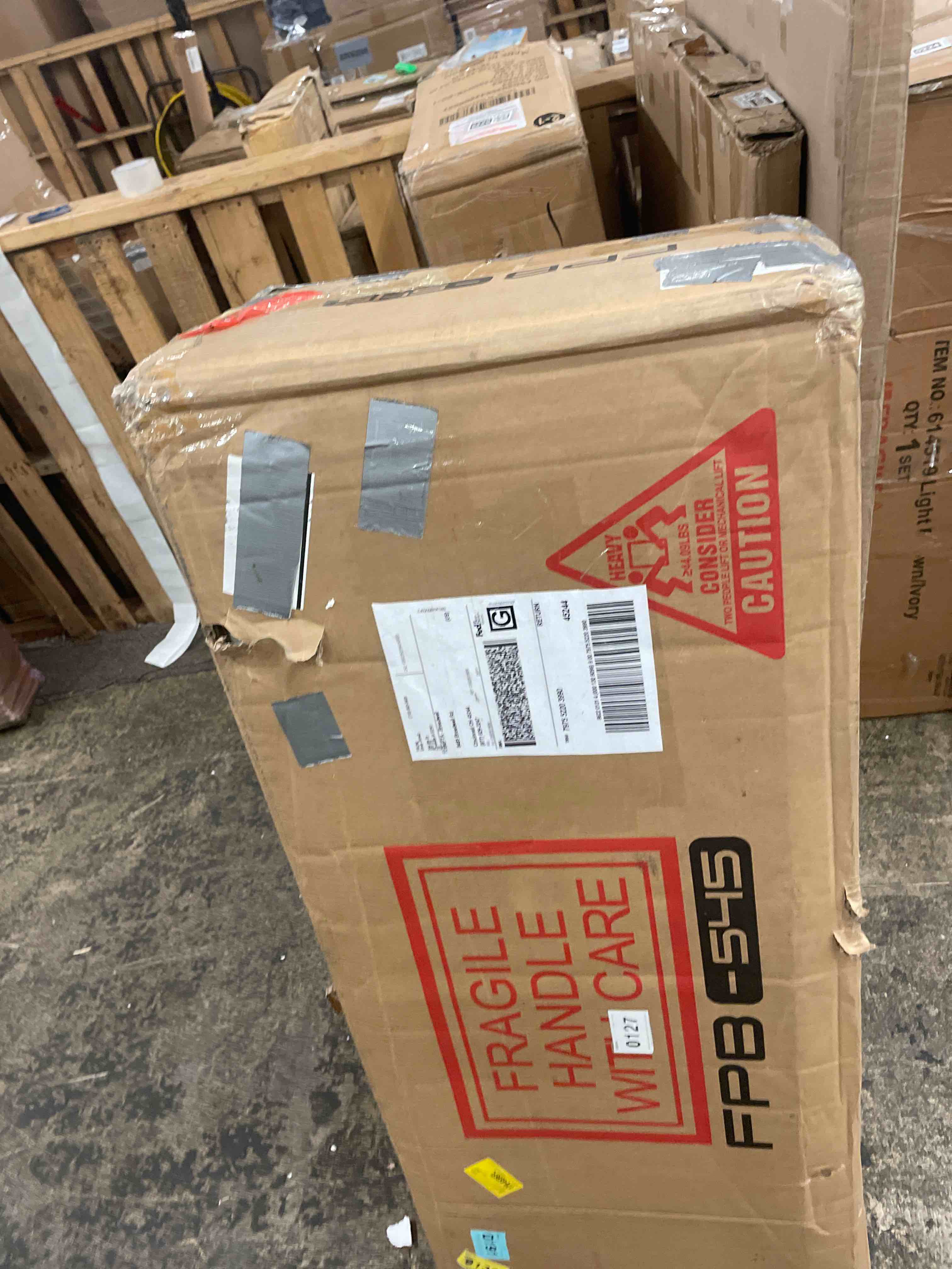 https://s3.amazonaws.com/lotting-images-prod/phillipi/GRA2160231_1758167862774.jpeg