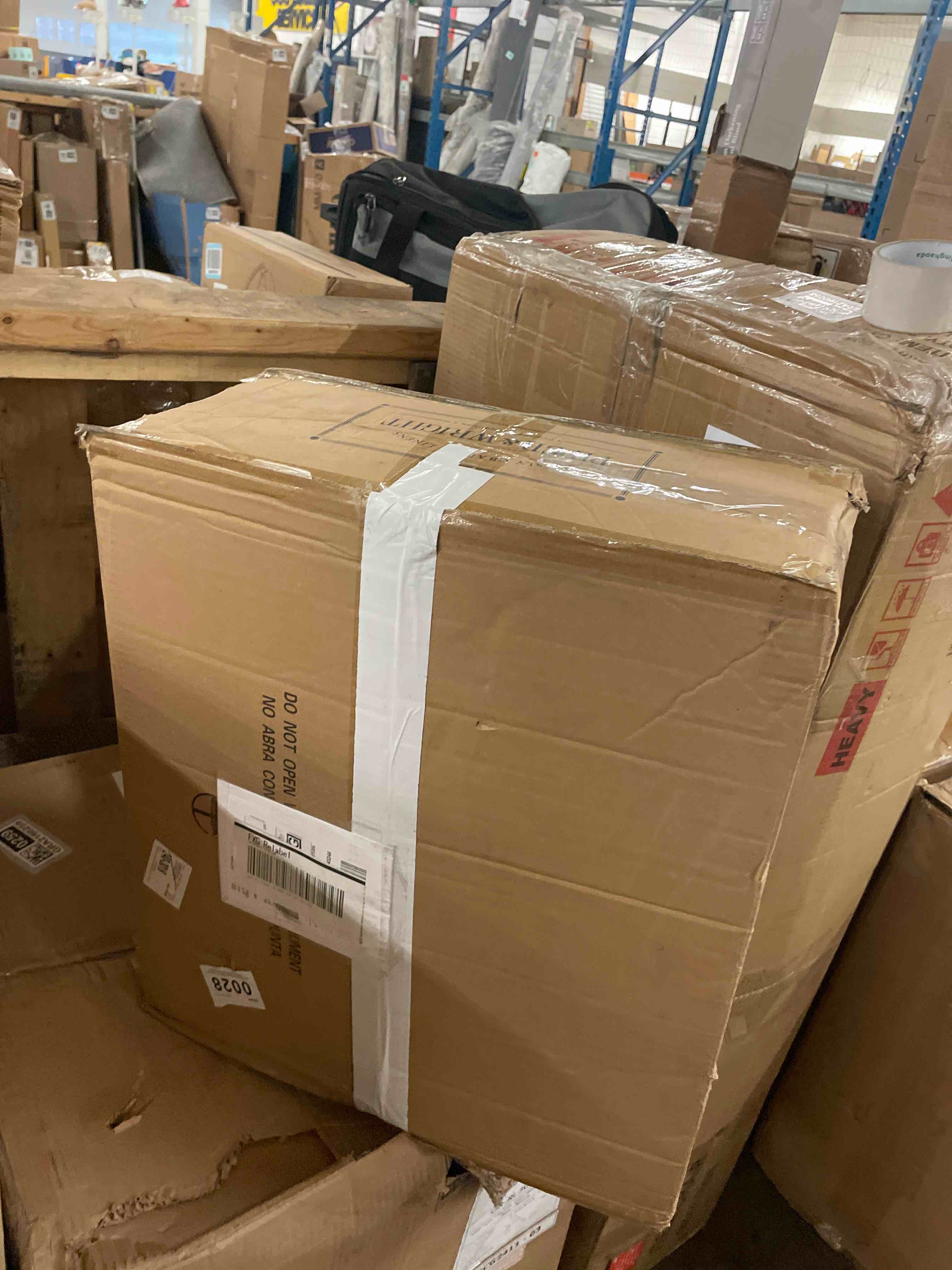 https://s3.amazonaws.com/lotting-images-prod/phillipi/GRA2160262_1758305203561.jpeg