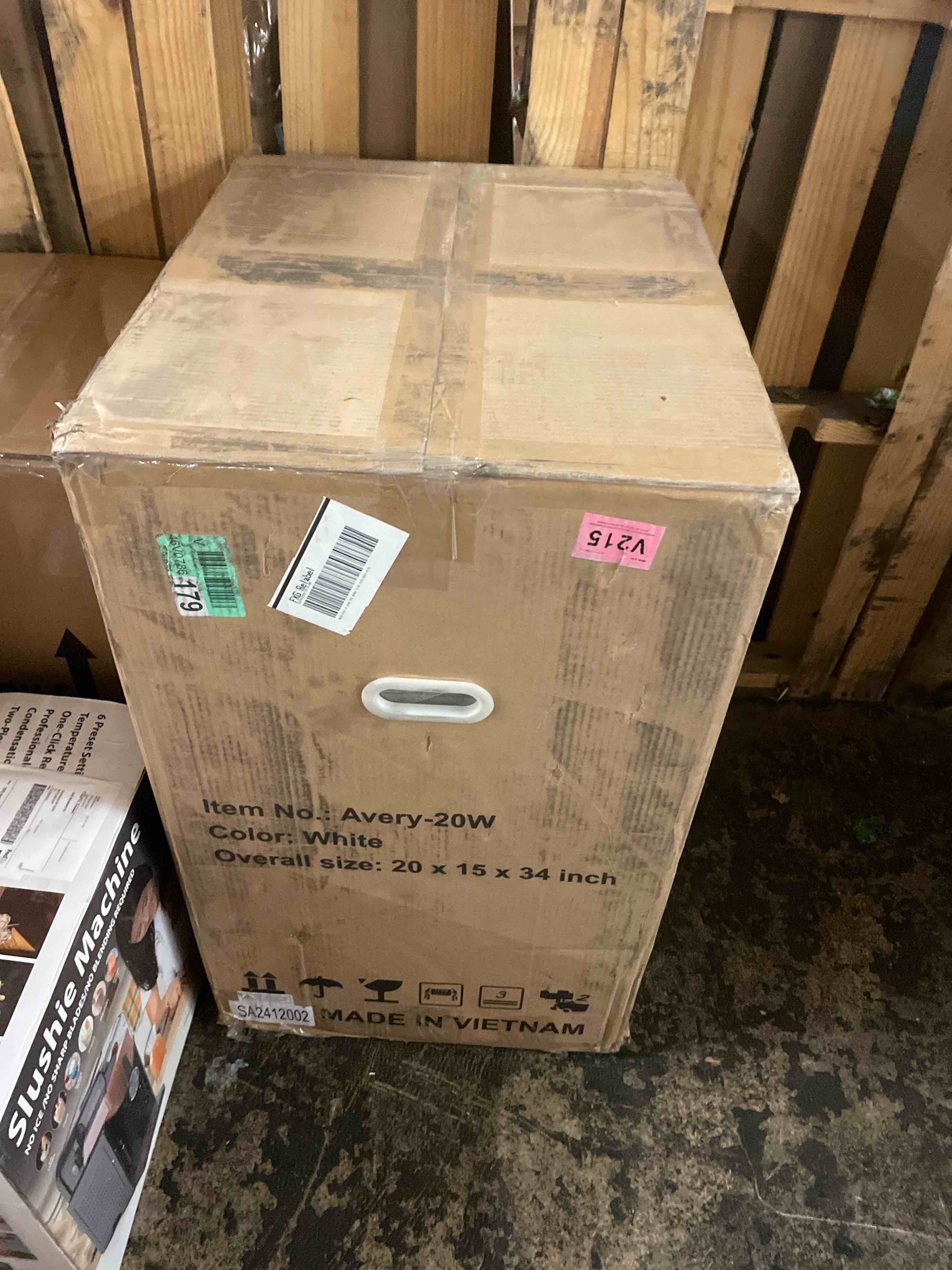 https://s3.amazonaws.com/lotting-images-prod/phillipi/GRA2160288_1758308174953.jpeg