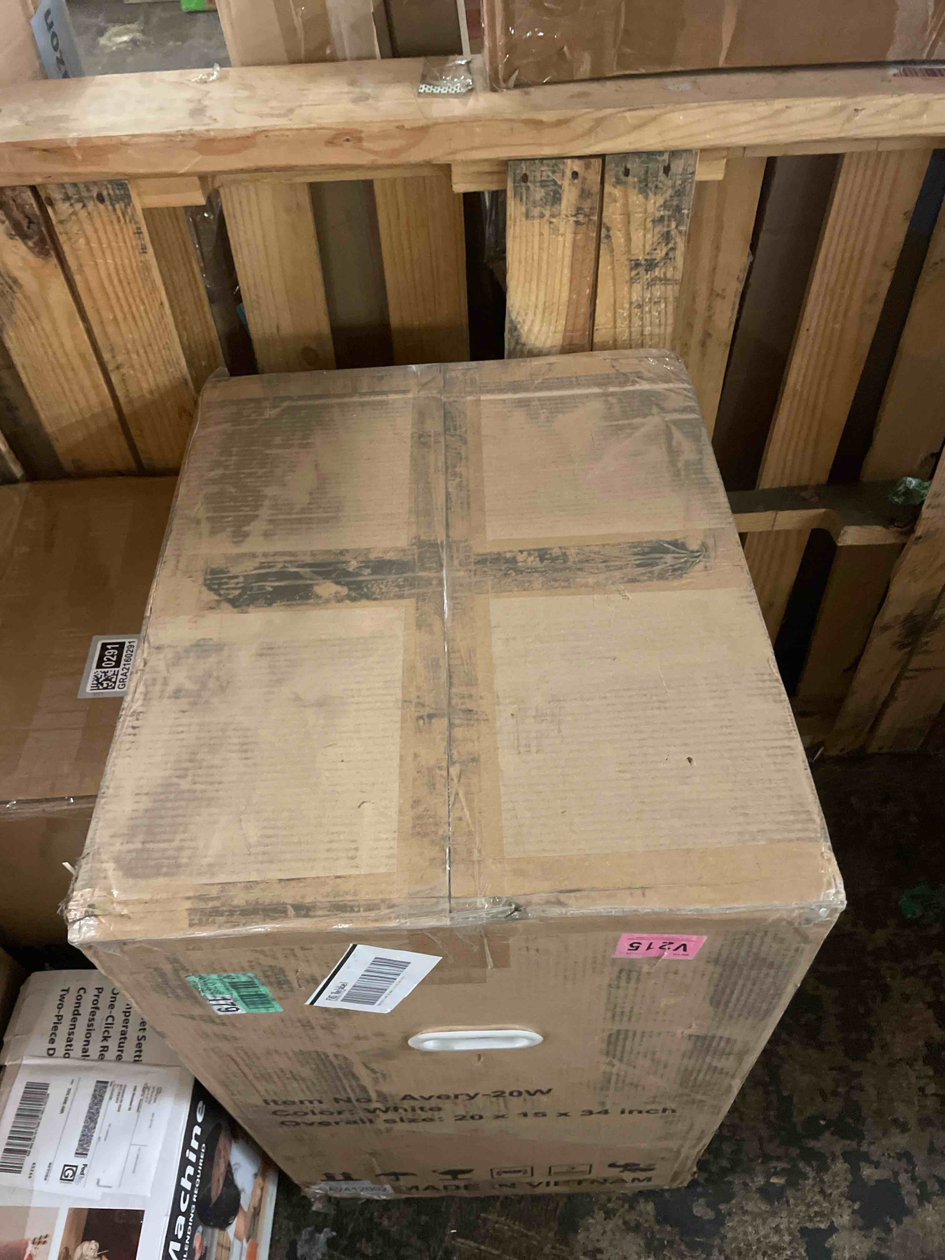 https://s3.amazonaws.com/lotting-images-prod/phillipi/GRA2160288_1758308176698.jpeg