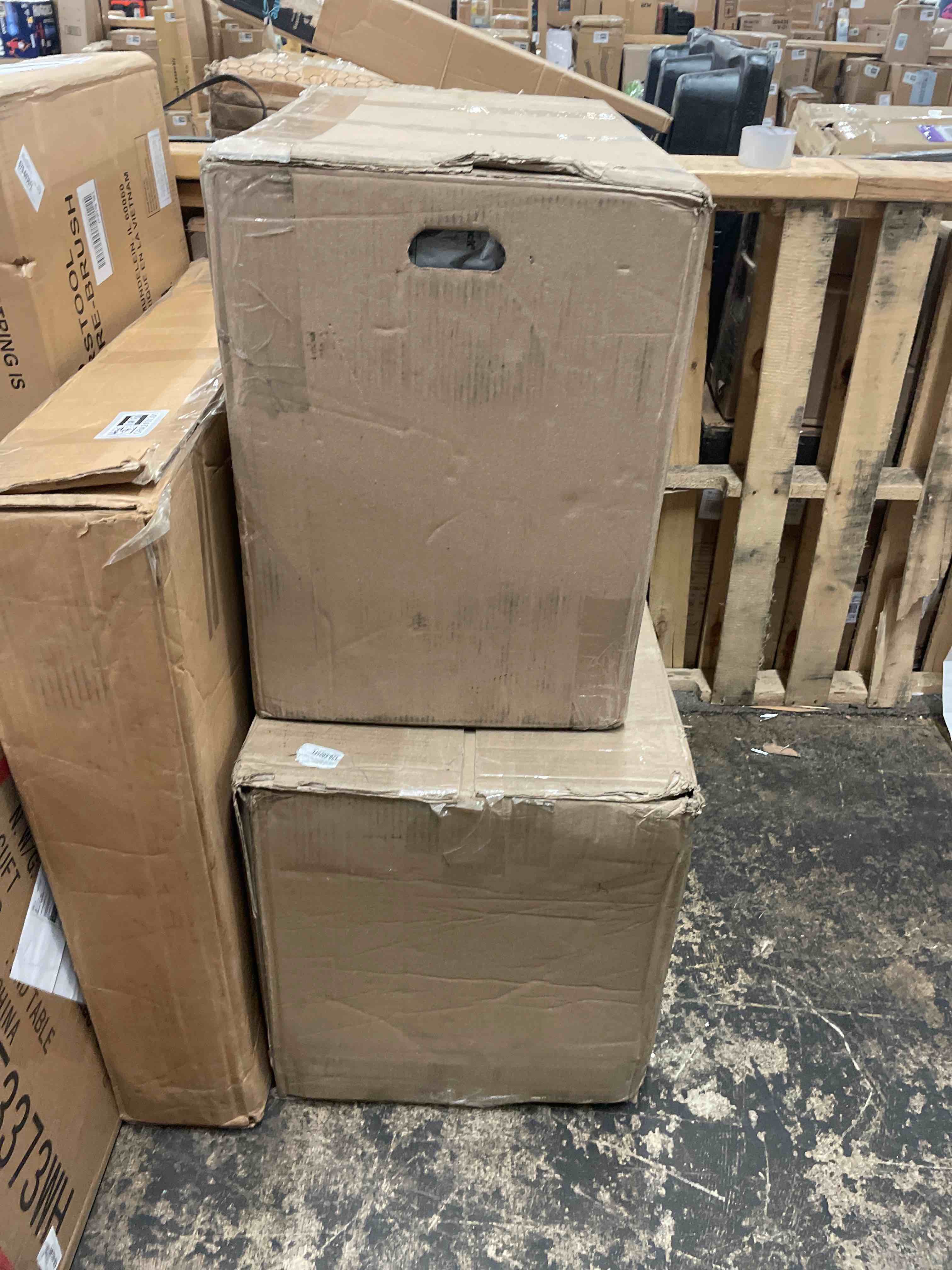 https://s3.amazonaws.com/lotting-images-prod/phillipi/GRA2160300_1758303125339.jpeg