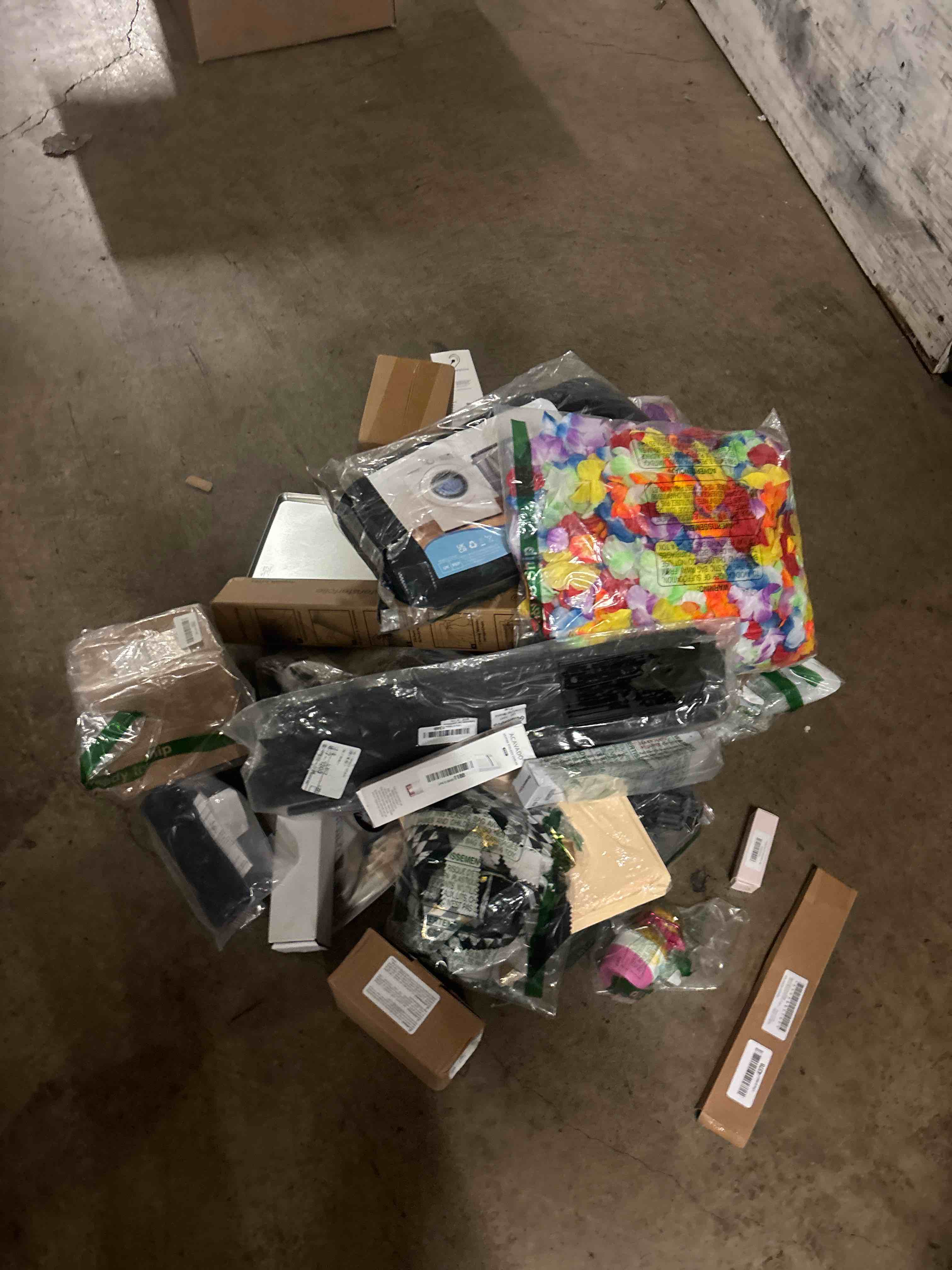 https://s3.amazonaws.com/lotting-images-prod/phillipi/GRA2160349_1758529605386.jpeg
