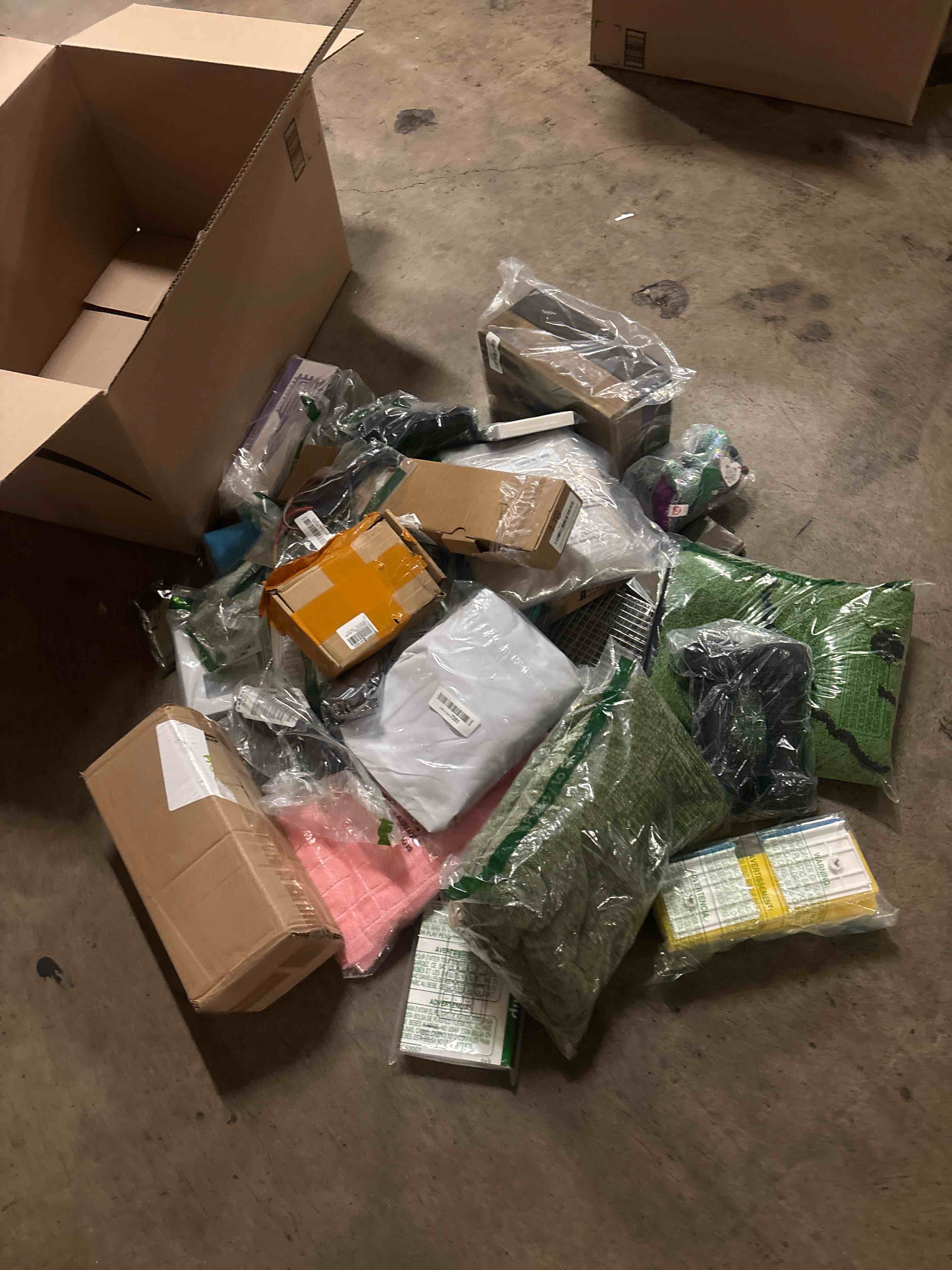 https://s3.amazonaws.com/lotting-images-prod/phillipi/GRA2160350_1758529273637.jpeg
