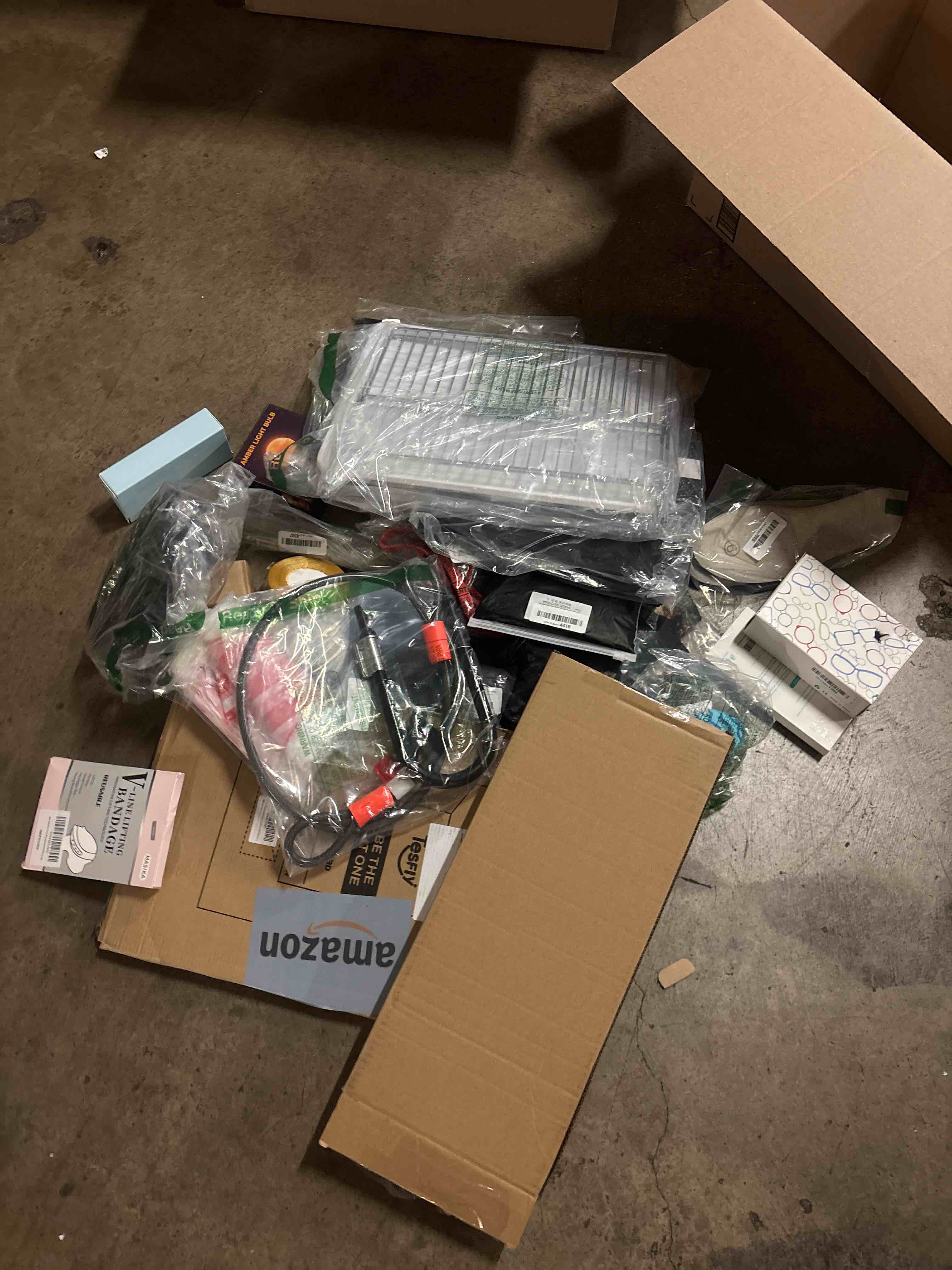 https://s3.amazonaws.com/lotting-images-prod/phillipi/GRA2160354_1758523337343.jpeg