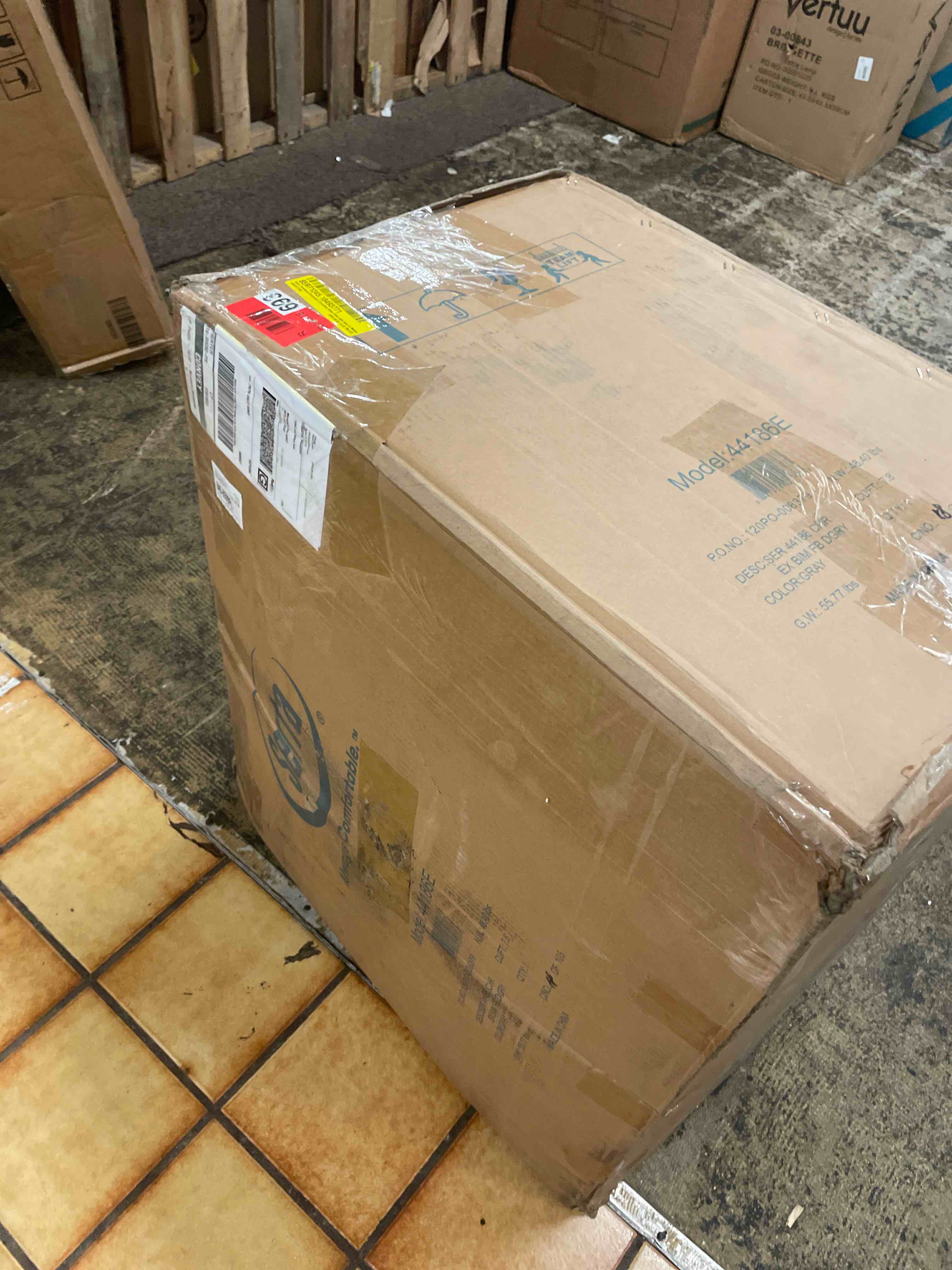 https://s3.amazonaws.com/lotting-images-prod/phillipi/GRA2160366_1758673191311.jpeg
