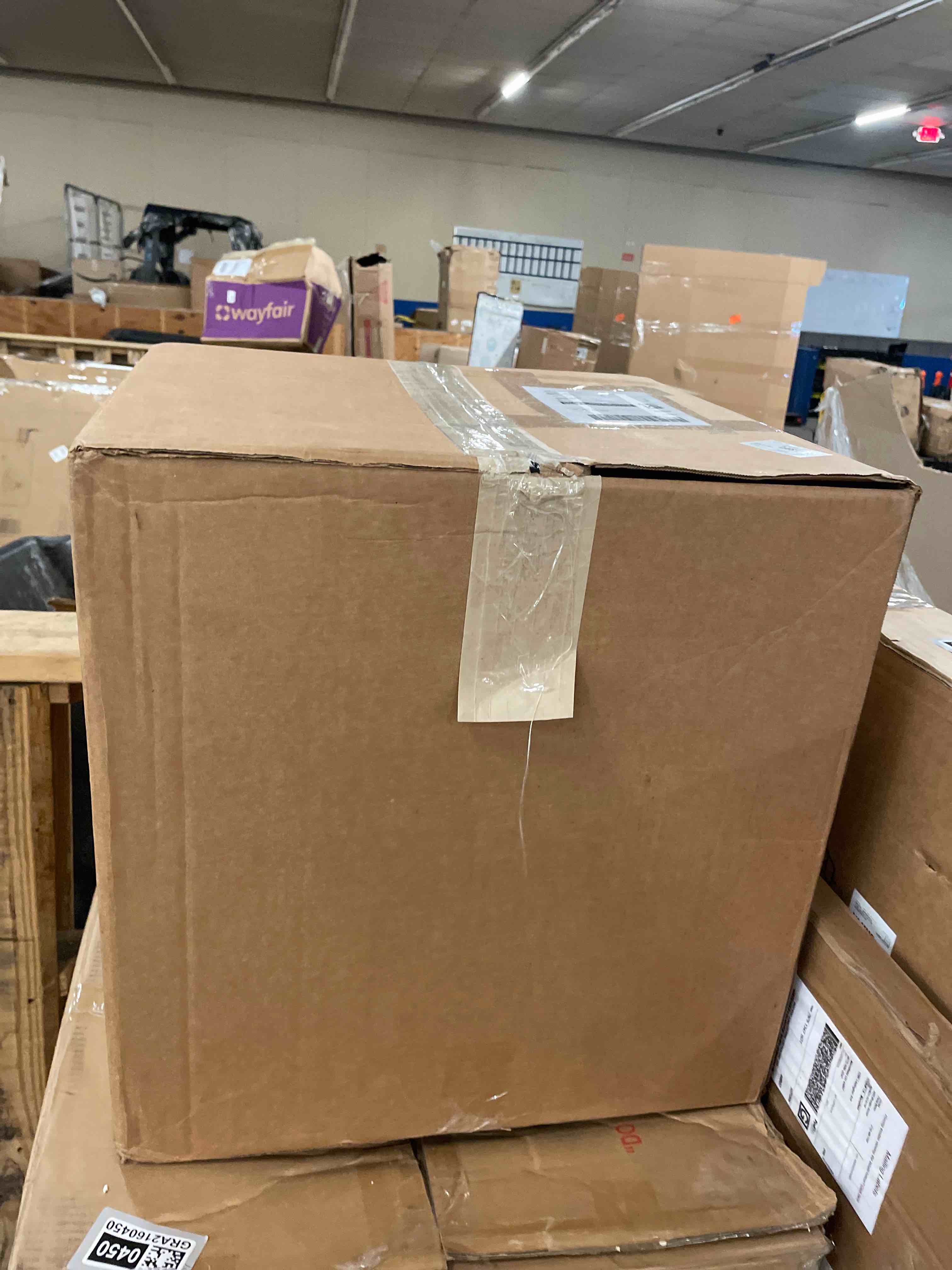 https://s3.amazonaws.com/lotting-images-prod/phillipi/GRA2160451_1758866557837.jpeg