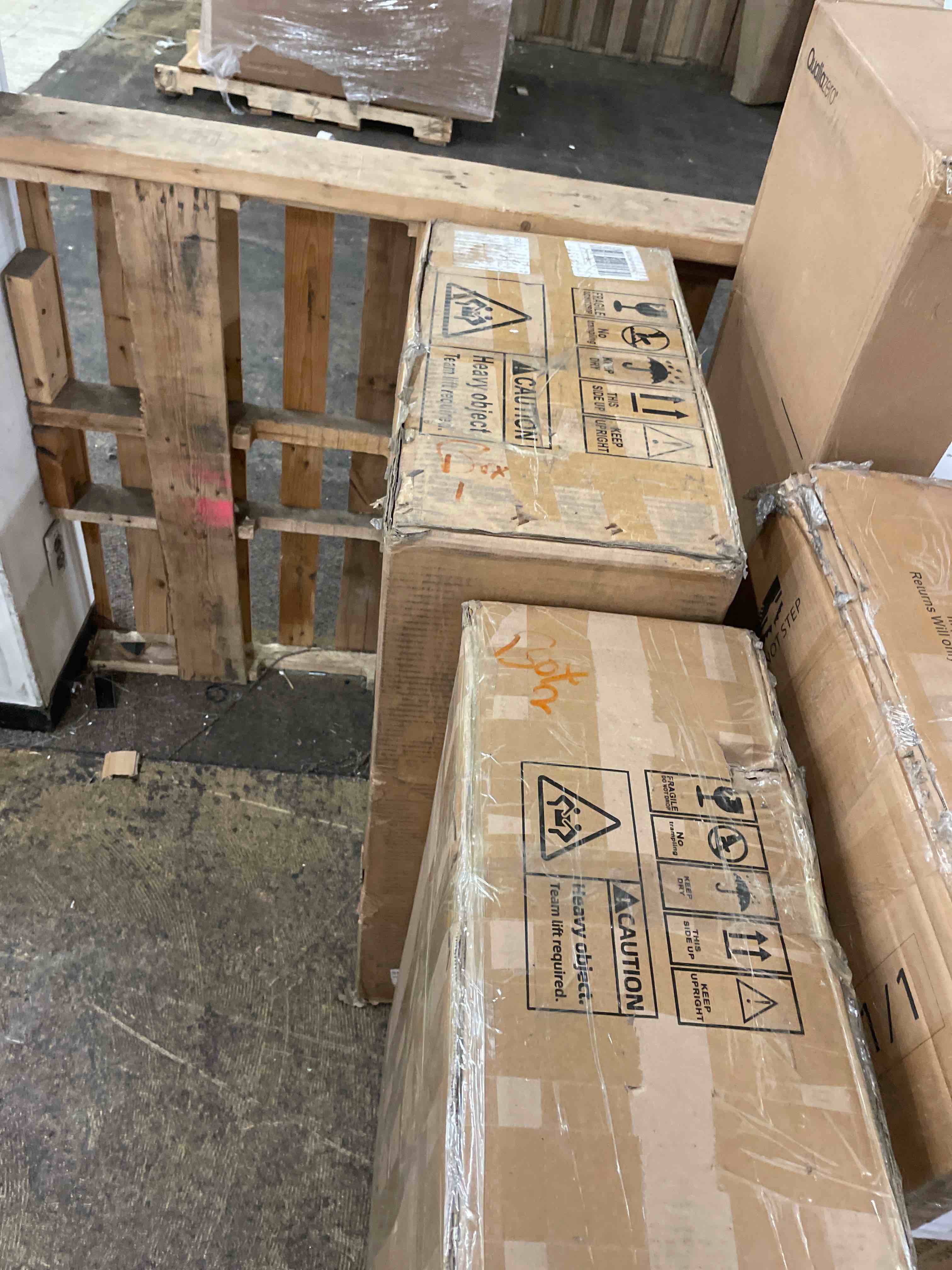https://s3.amazonaws.com/lotting-images-prod/phillipi/GRA2160504_1758877967324.jpeg