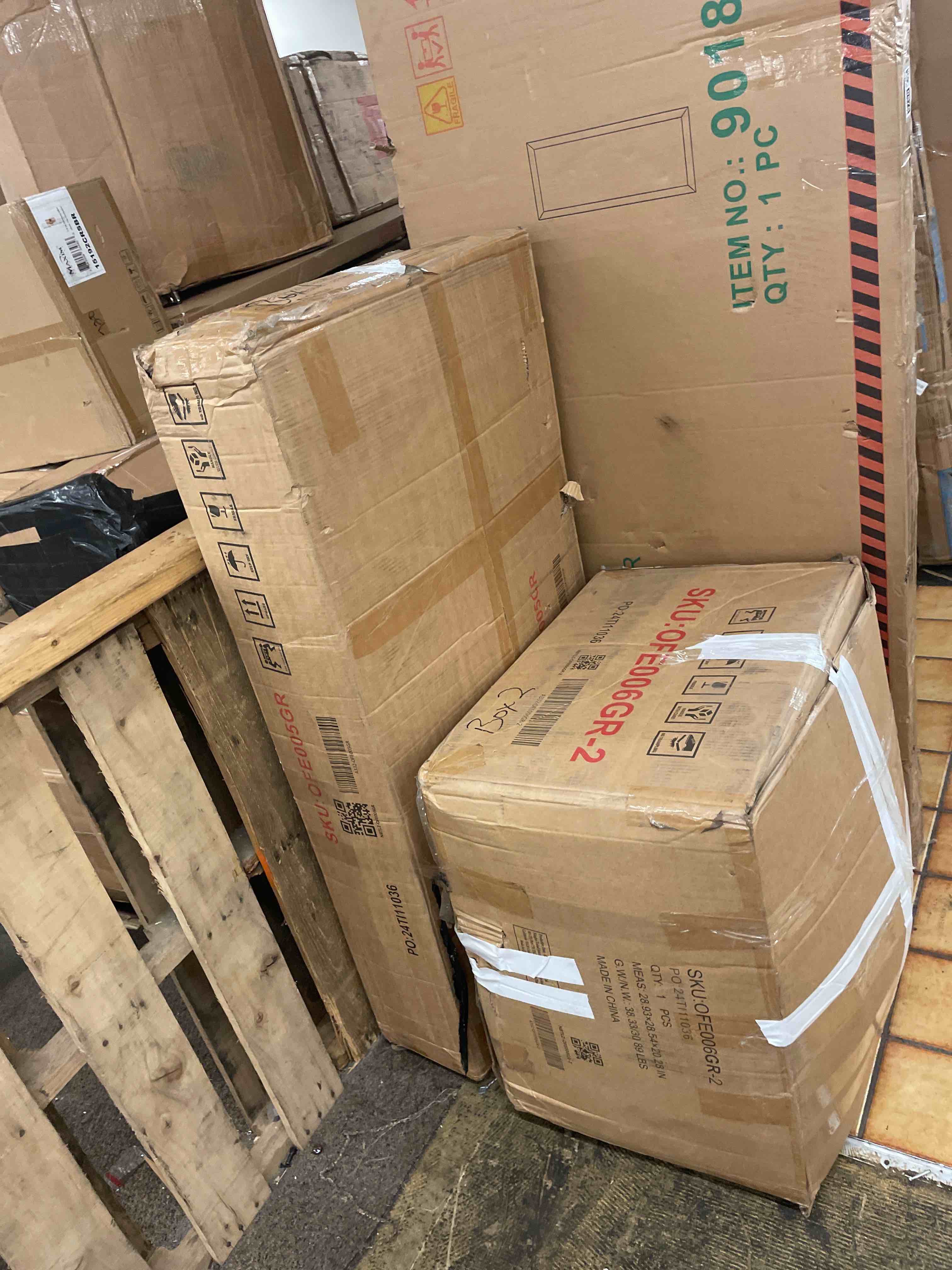 https://s3.amazonaws.com/lotting-images-prod/phillipi/GRA2160575_1759295013304.jpeg